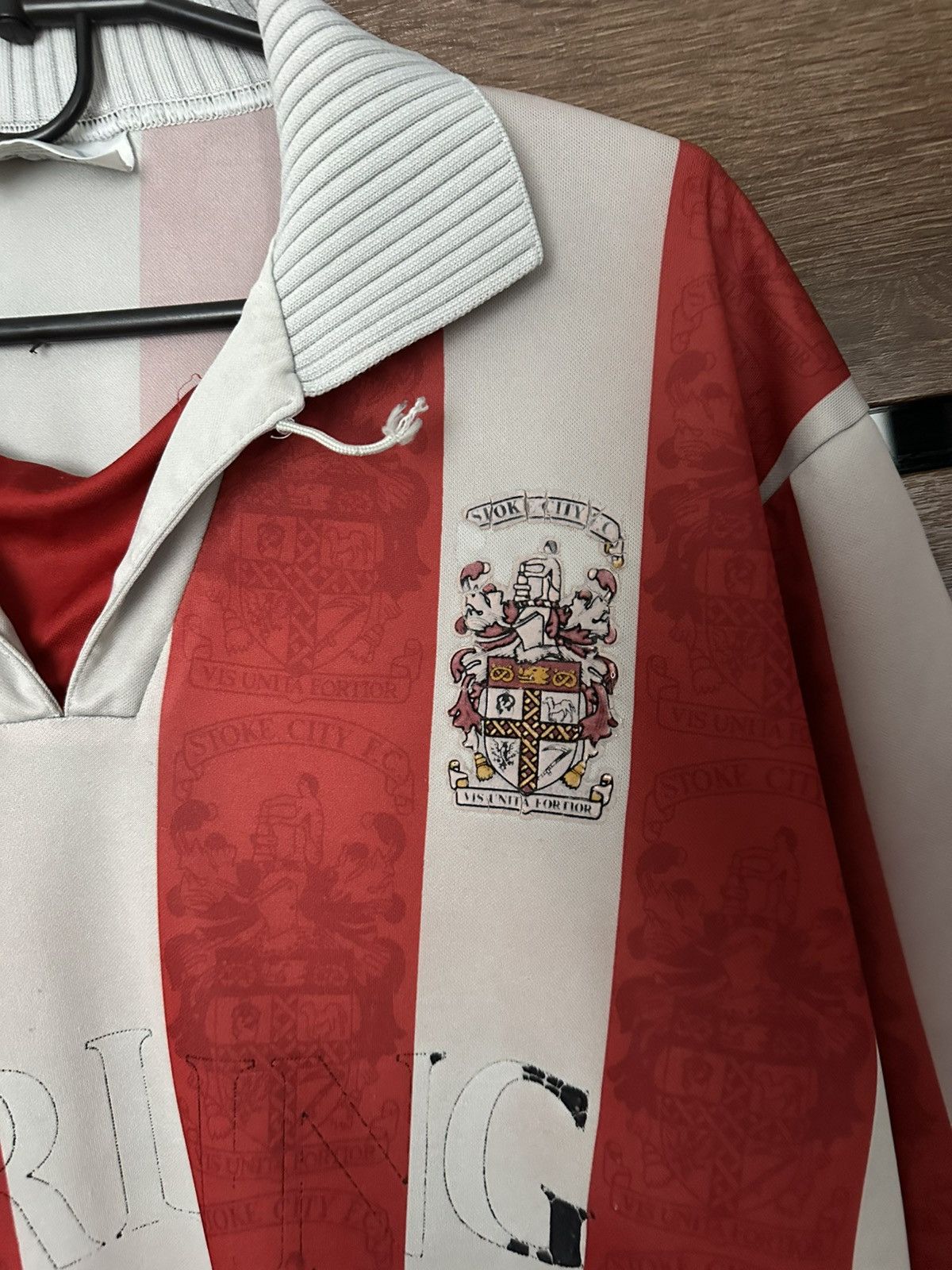 Asics 1994/1995 Stoke City Asics Vintage Soccer Jersey T-Shirt Kit Size US L / EU 52-54 / 3 - 6 Thumbnail