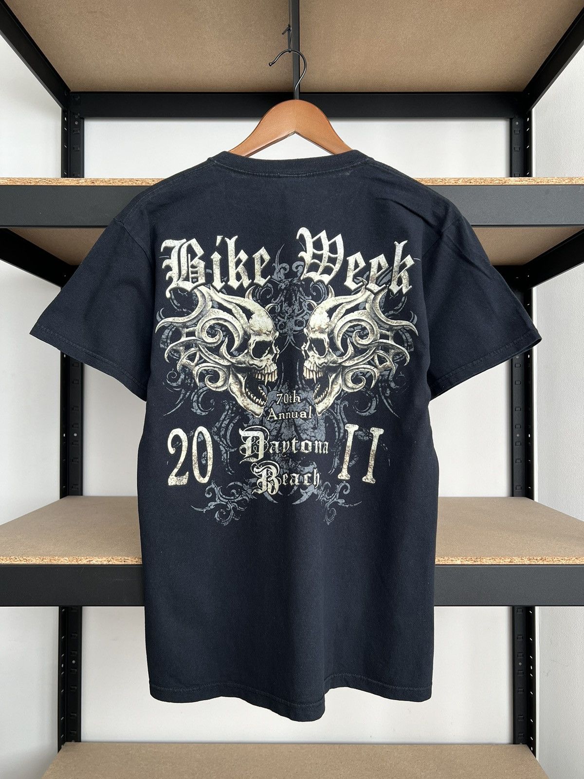 Vintage Vintage 2011 Bike Week Daytona Beach Skull Harley Y2k Tshirt Size US M / EU 48-50 / 2 - 1 Thumbnail