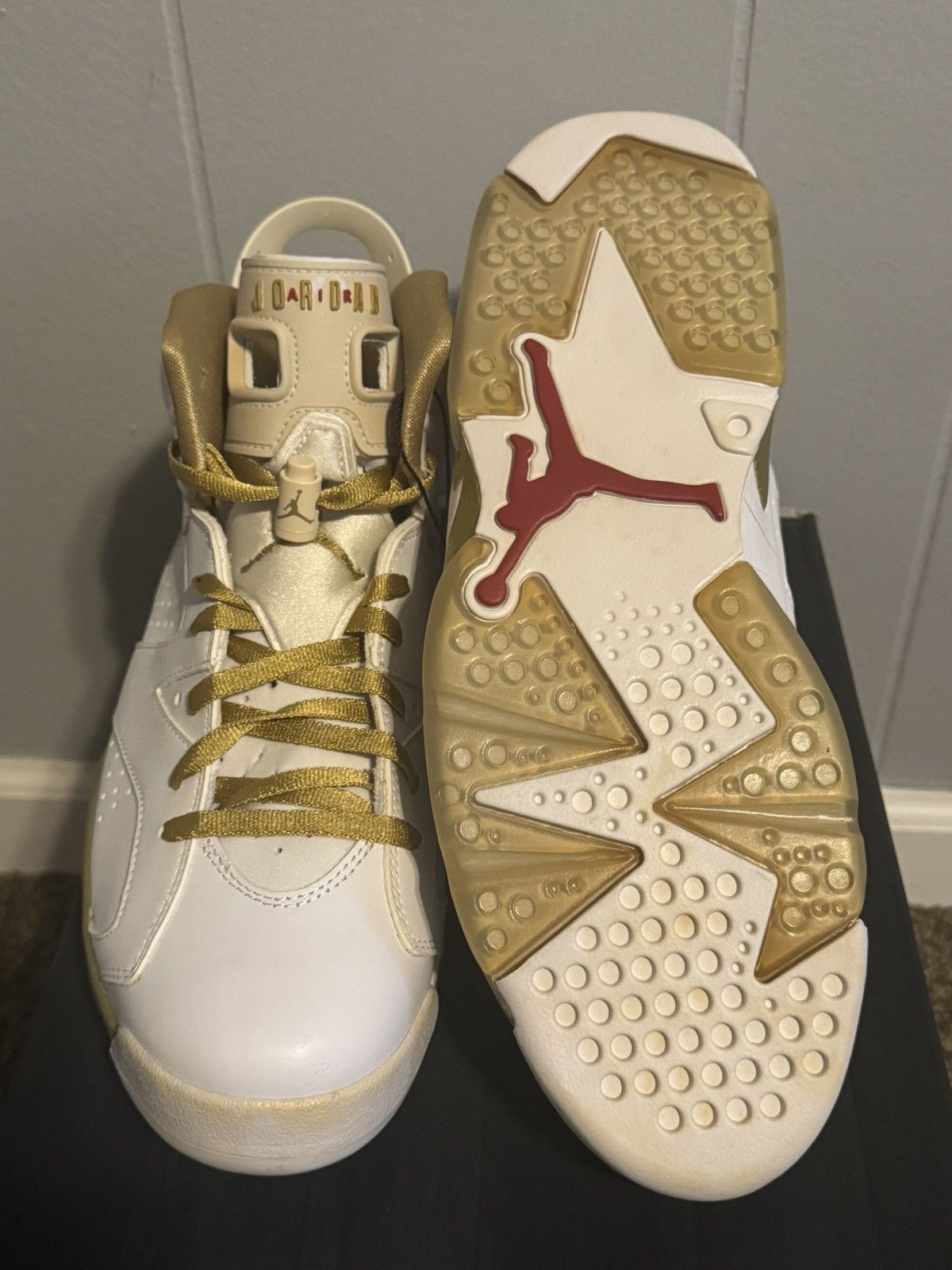 Jordan Brand Jordan 6 Retro Golden Moments Pack Size US 10.5 / EU 43-44 - 6 Thumbnail