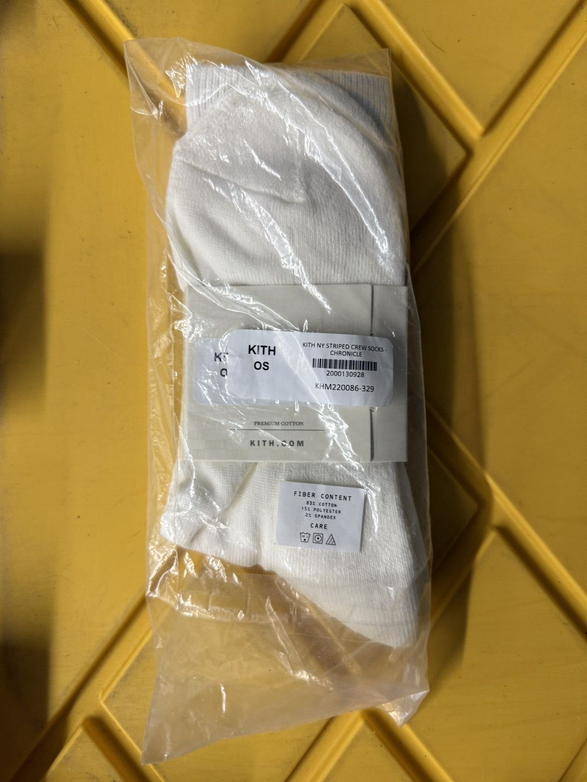 Kith Kith New York Striped Crew Socks in Chronicle FW24 One Size Size ONE SIZE - 5 Thumbnail
