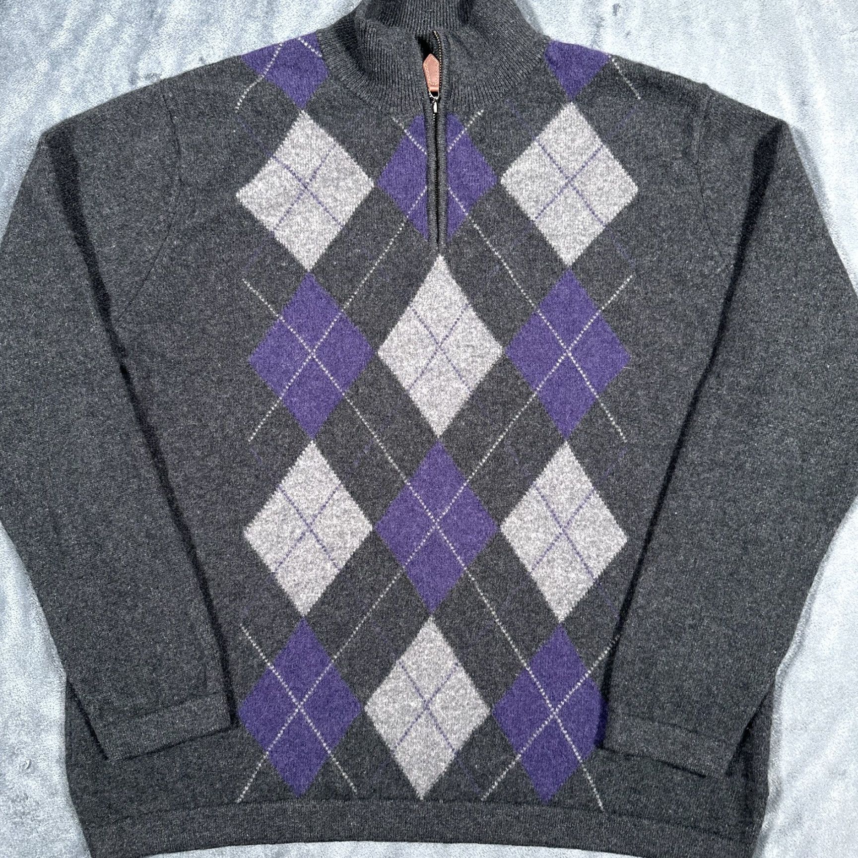 Vintage Vintage Harrison Cashmere Sweater Men XL Gray Argyle 1/4 Zip Pullover Fall Winter Size US XL / EU 56 / 4 - 3 Thumbnail