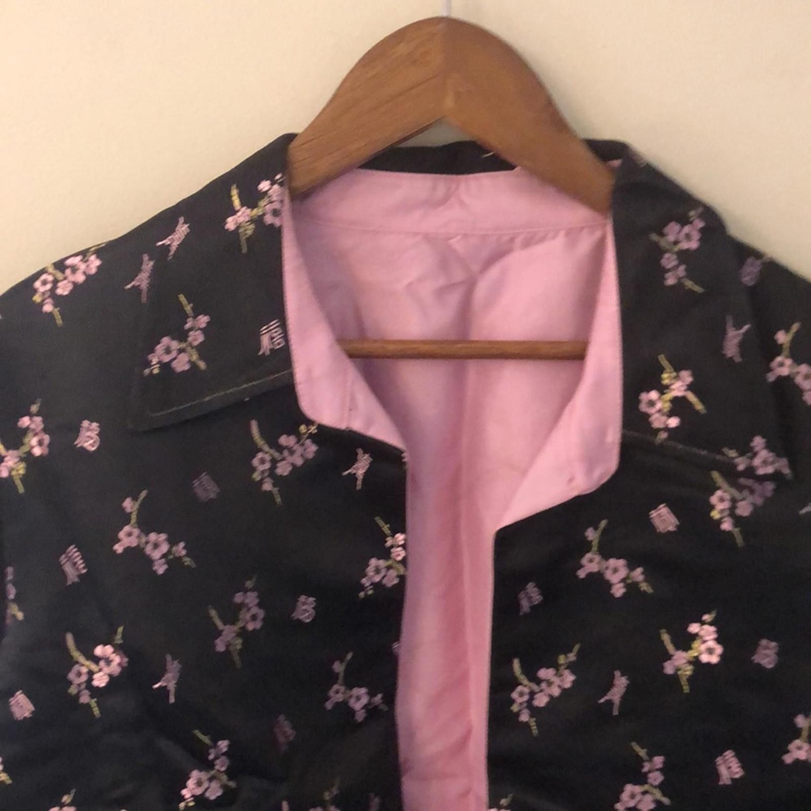 Handmade Handmade Black Asian jacket pink black floral Satin SZ LG Size L / US 10 / IT 46 - 2 Thumbnail