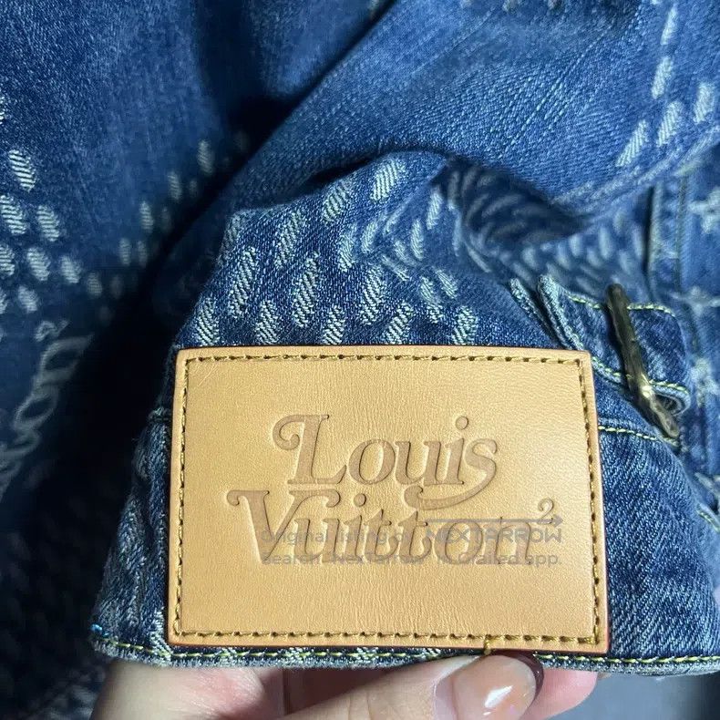 Louis Vuitton Louis Vuitton Navy Blue Co-branded Logo Plaid Full Print P Size US M / EU 48-50 / 2 - 5 Thumbnail