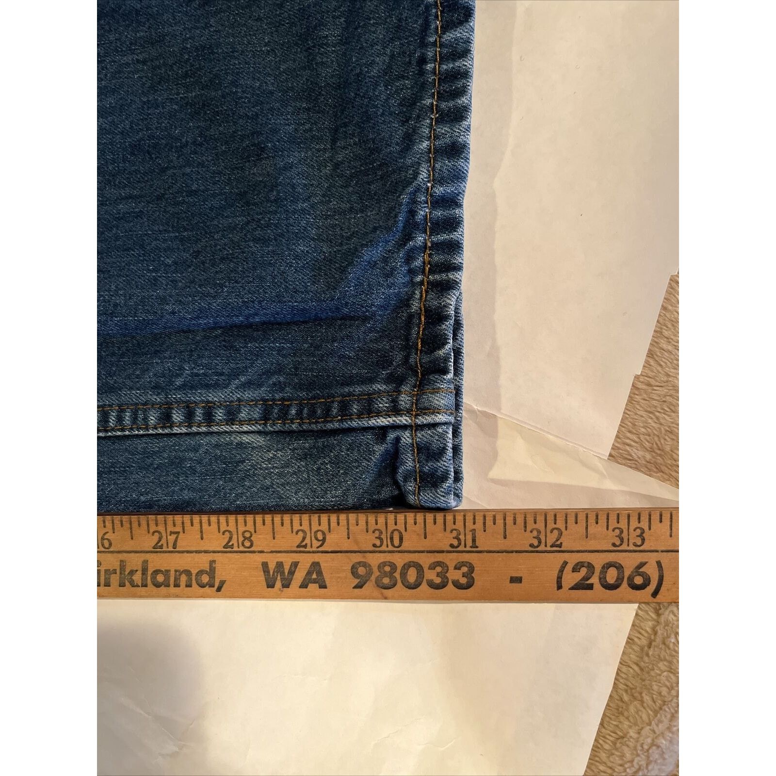Levi's Levi's 559 Men's 31x31 Medium Wash Straight Leg Blue Denim Size US 31 - 4 Thumbnail
