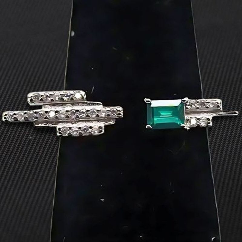 Other Gemstone Emerald Cut Topaz Open Adjustable Green OS NWT Size ONE SIZE - 2 Thumbnail