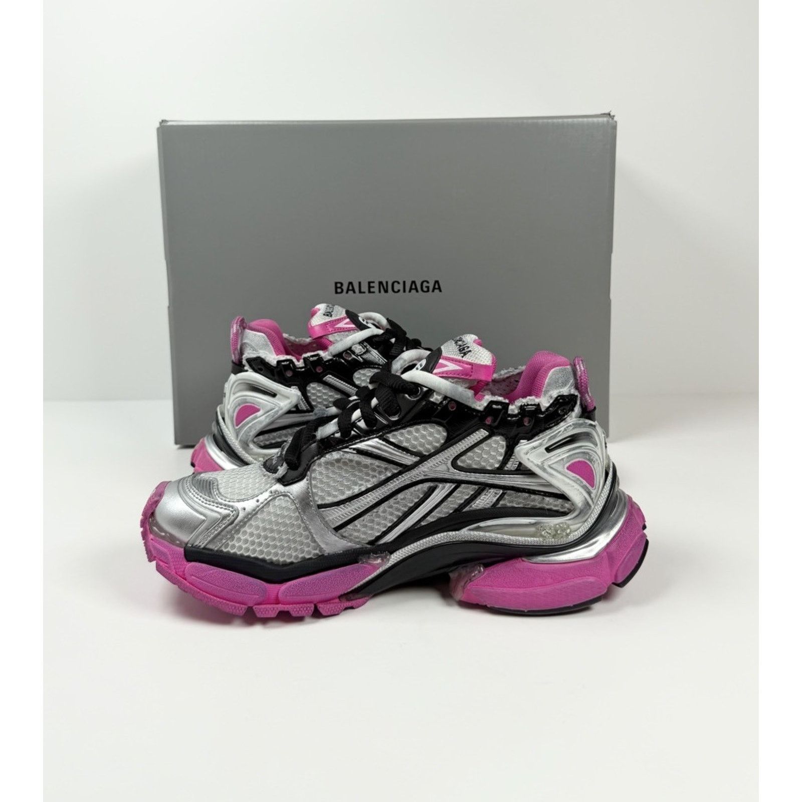 Balenciaga Size 37EU/7W - Balenciaga Runner Black Pink NEW Size US 7 / IT 37 - 6 Thumbnail