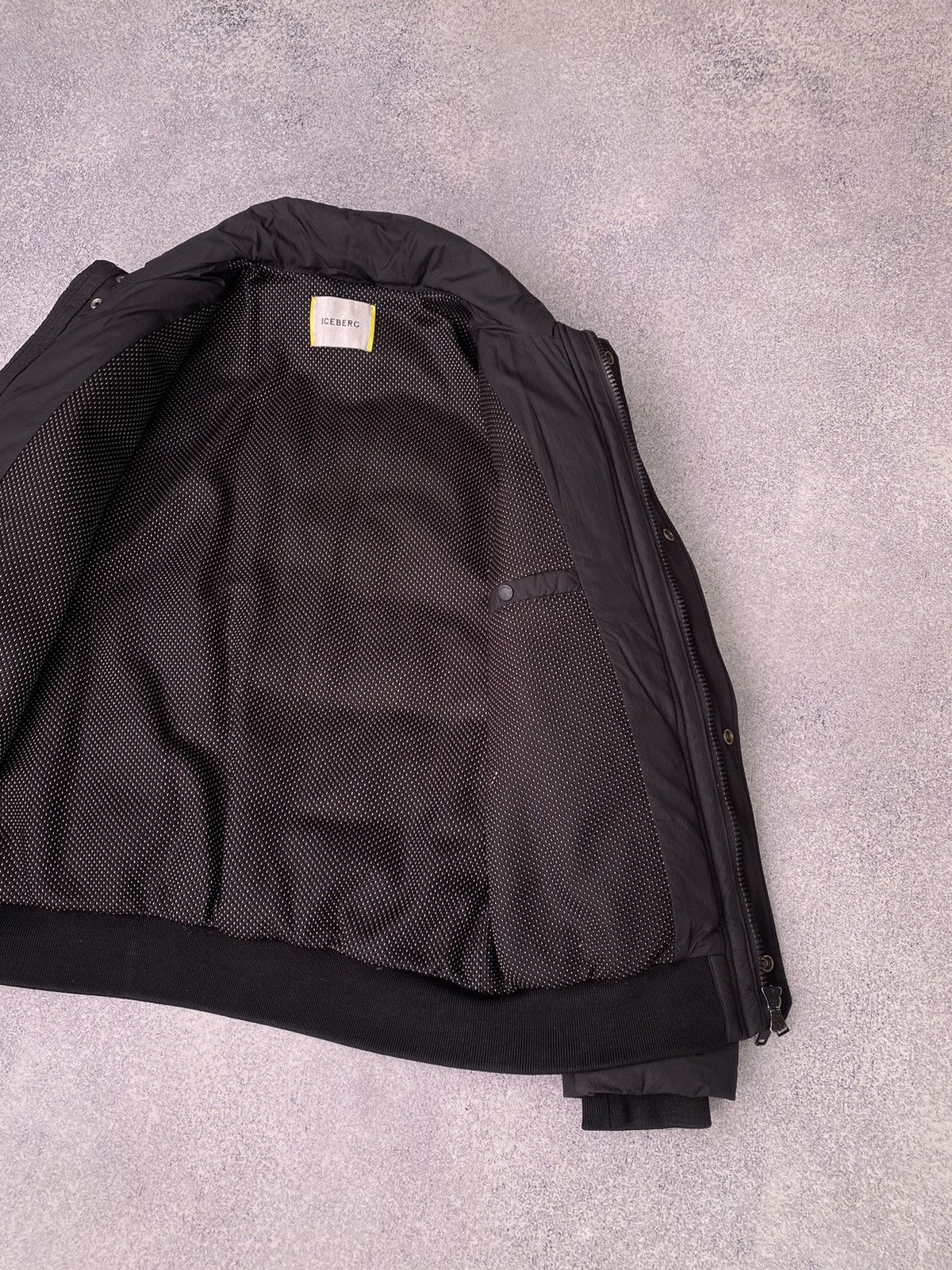 Iceberg × Vintage Vintage Iceberg Black Puffer Jacket Size US M / EU 48-50 / 2 - 9 Thumbnail