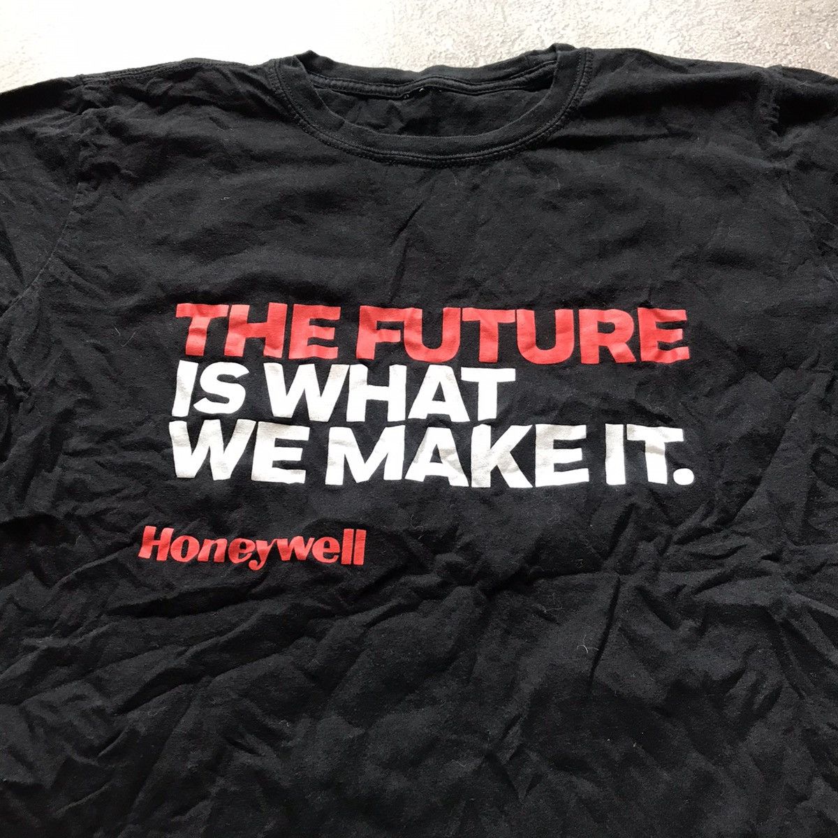 Vintage VINTAGE ADULT THE FUTURE IS WHAT WE MAKE IT SLOGAN FUNNY TEE Size US M / EU 48-50 / 2 - 3 Thumbnail