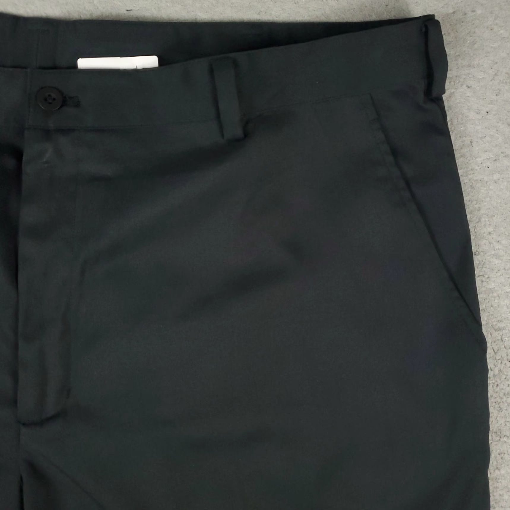 Nike Nike Shorts Mens 40 Black Swoosh Golf Dri Fit Casual Flat Front Chino Size US 40 / EU 56 - 3 Thumbnail