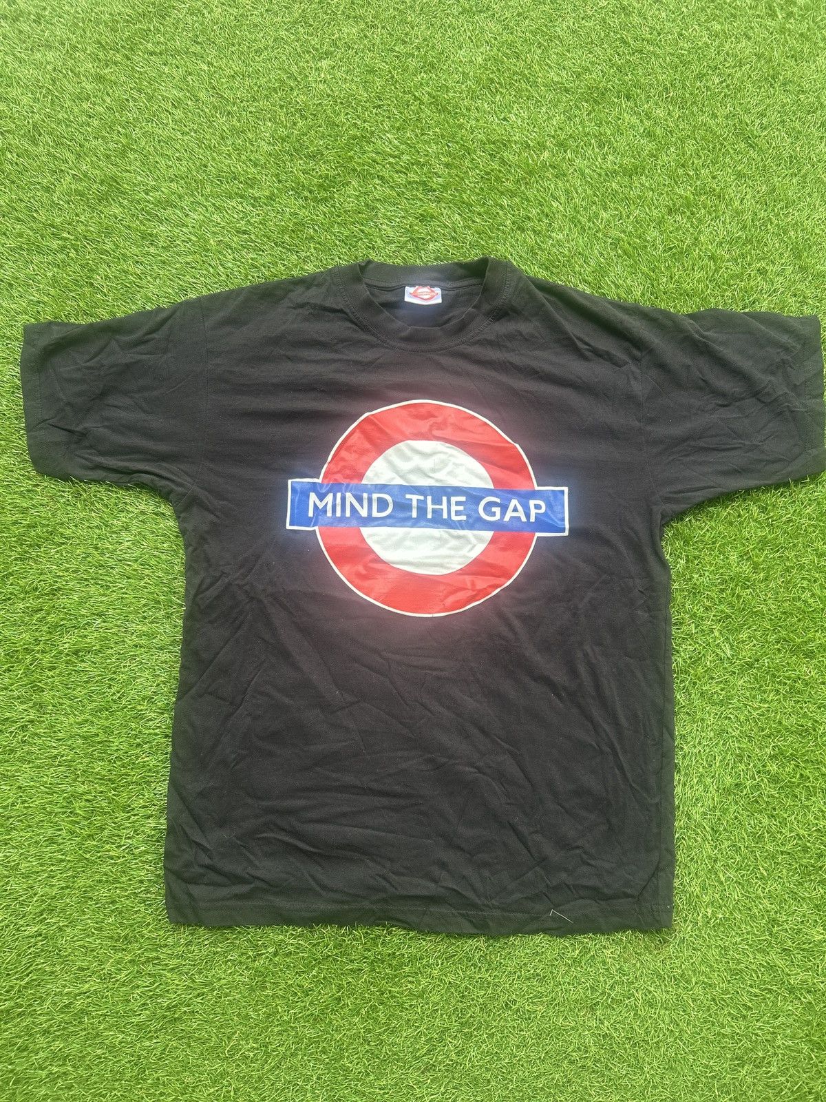 Vintage London Underground “Mind the Gap” Graphic Tee . Size US M / EU 48-50 / 2 - 1 Thumbnail