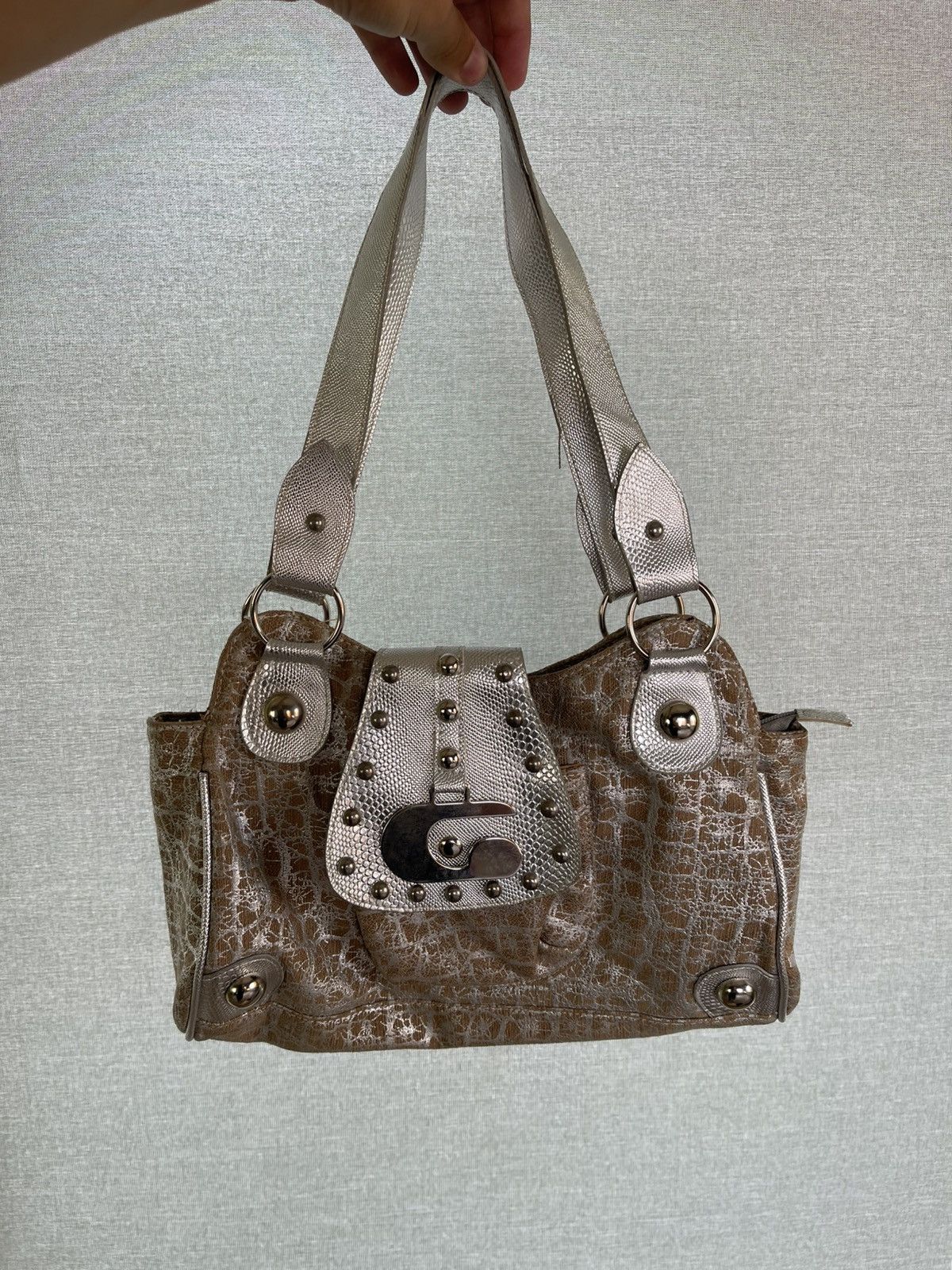Guess Vintage Archival Rare Gold Guess STYLE Handbag Y2K Size ONE SIZE - 1 Thumbnail