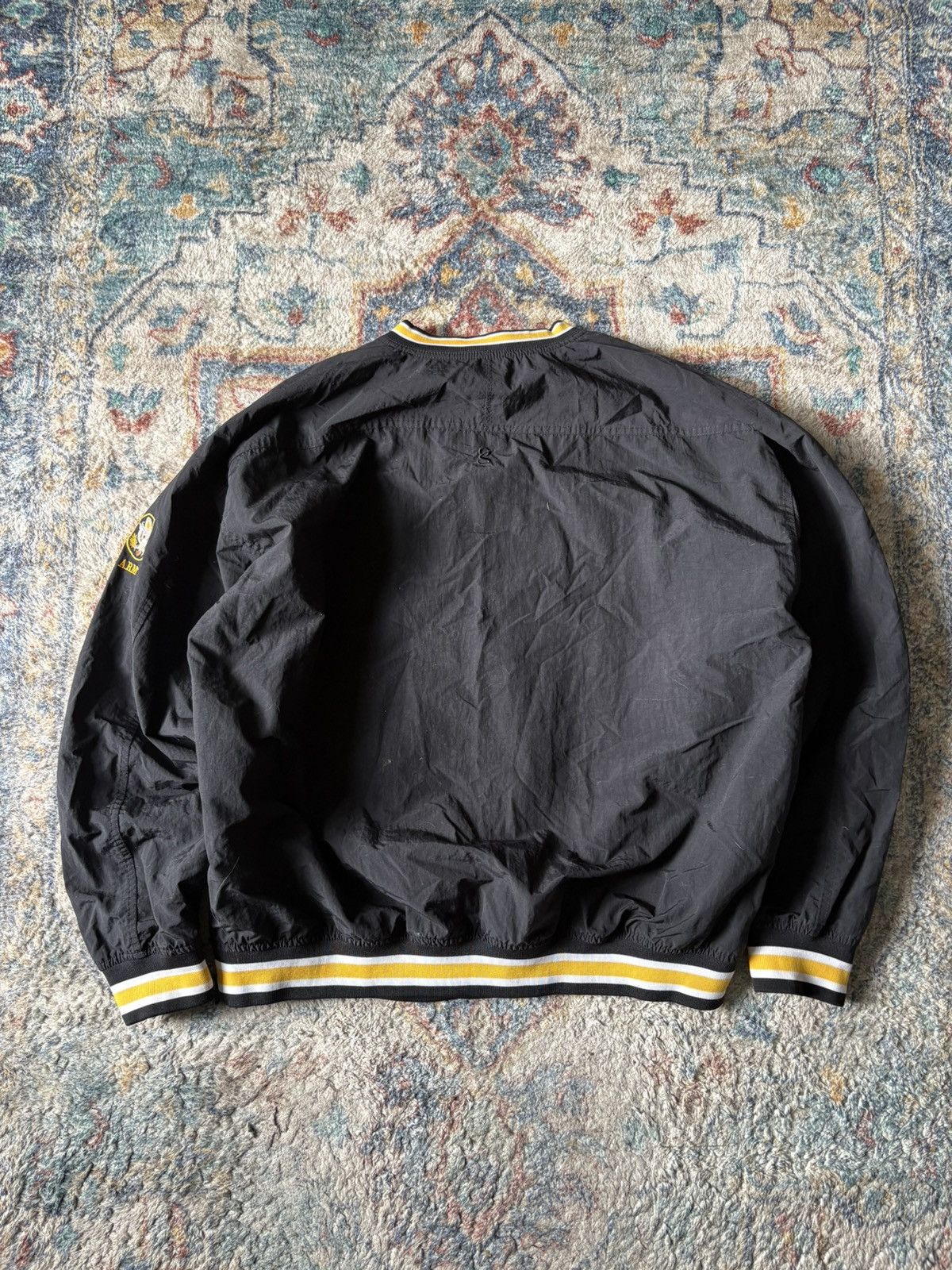 Vintage Vintage NCAA Army Spellout Pullover Light Jacket Size XL Size US XL / EU 56 / 4 - 2 Thumbnail
