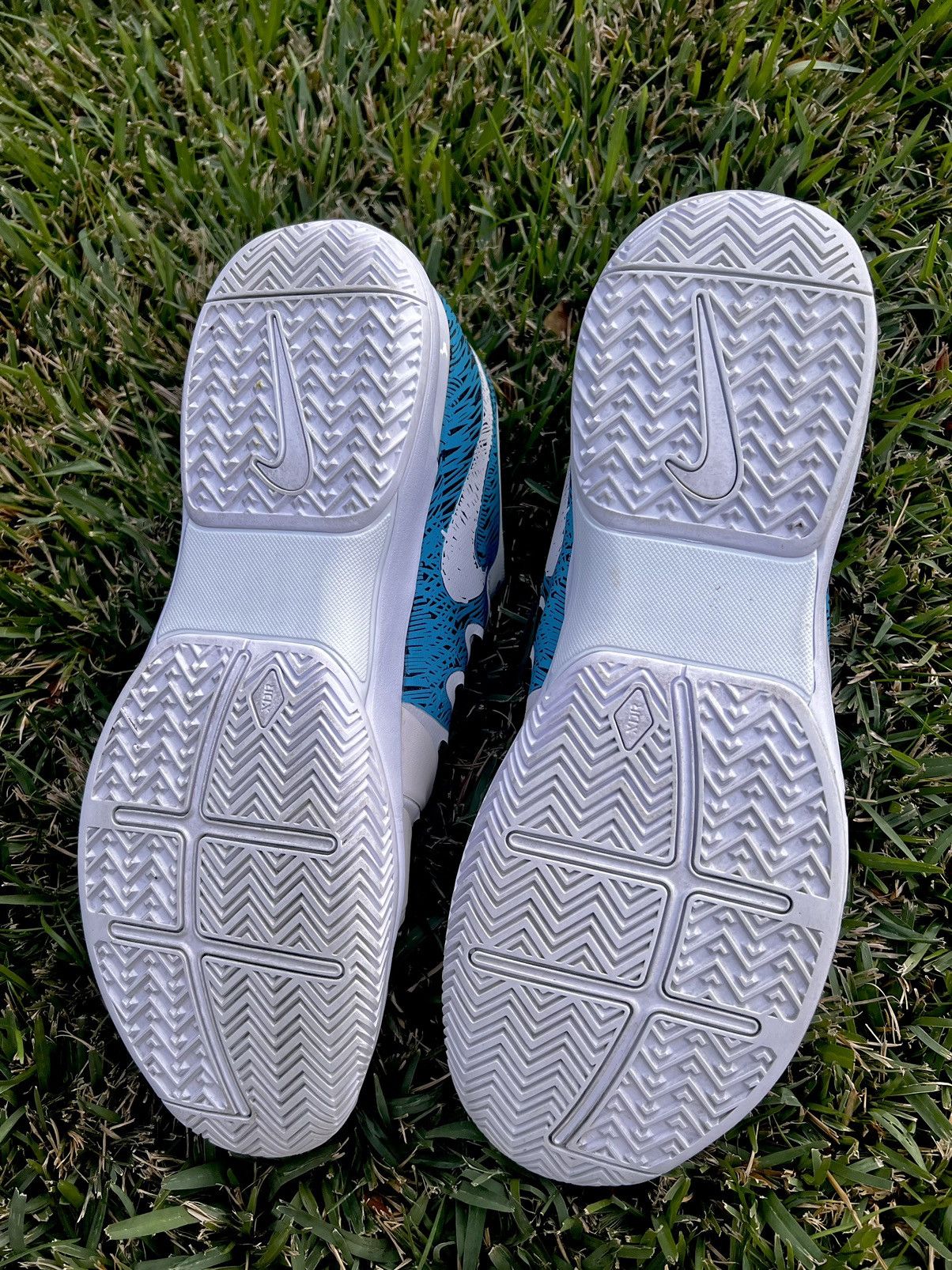 Nike RARE Nike Zoom Vapor Tour 9.5 size 14 Cali Murals Tennis Size US 14 / EU 47 - 9 Thumbnail