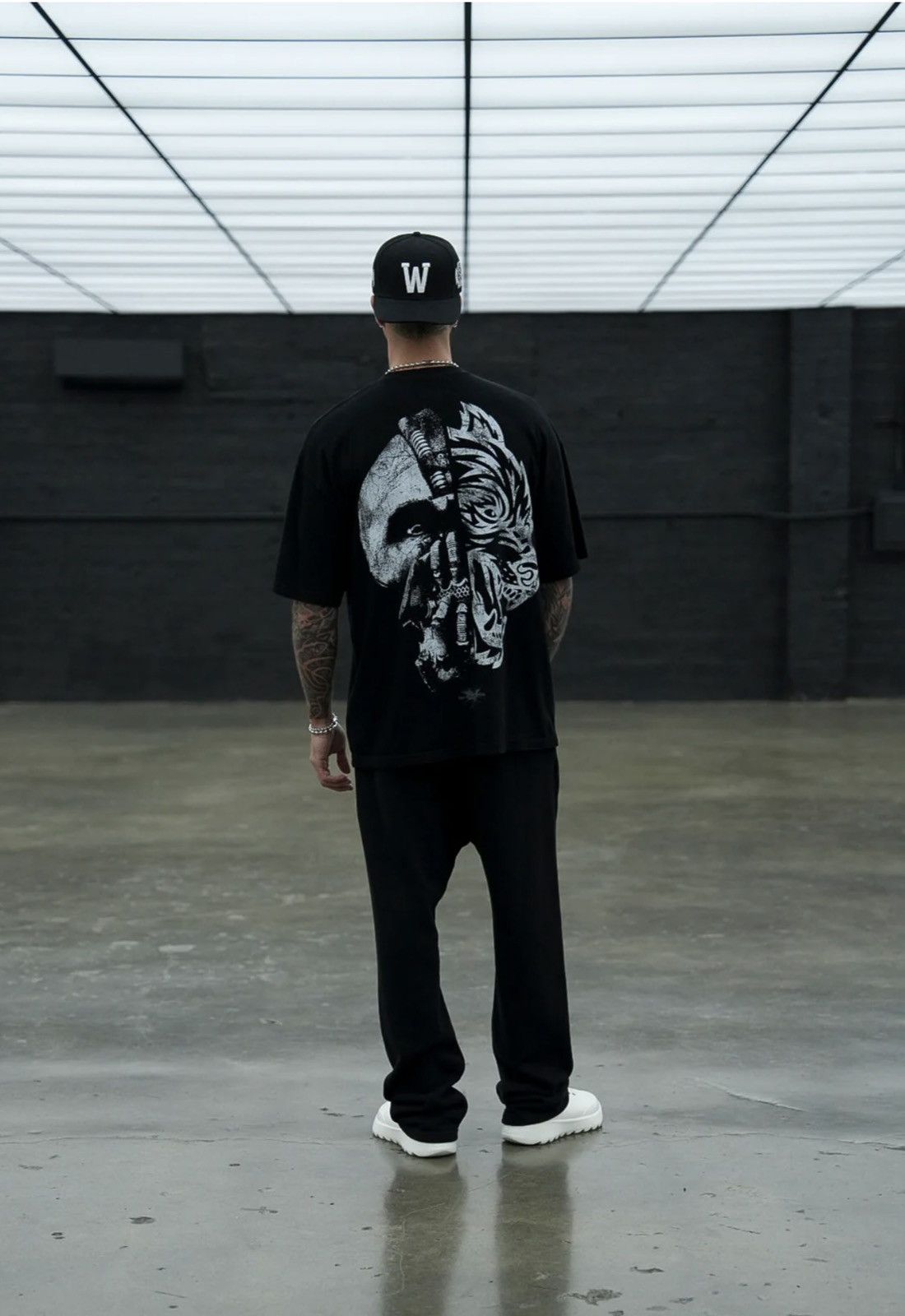 Darc Sport BORN IN IT V2 "PREMIUM" OVERSIZED TEE IN BLACK Size US XL / EU 56 / 4 - 4 Thumbnail