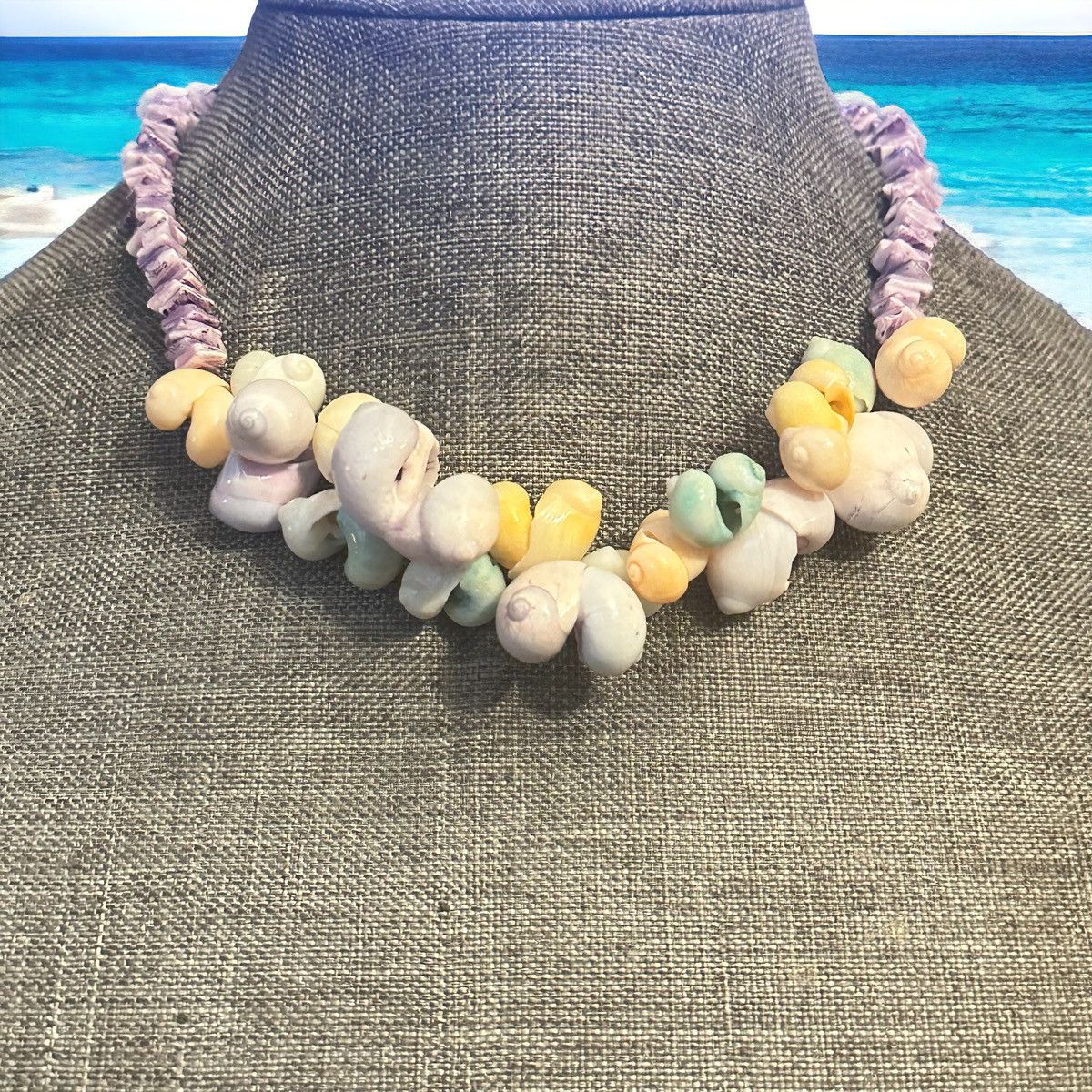 Vintage Vintage dyed seashell cluster puka necklace Size ONE SIZE - 1 Thumbnail