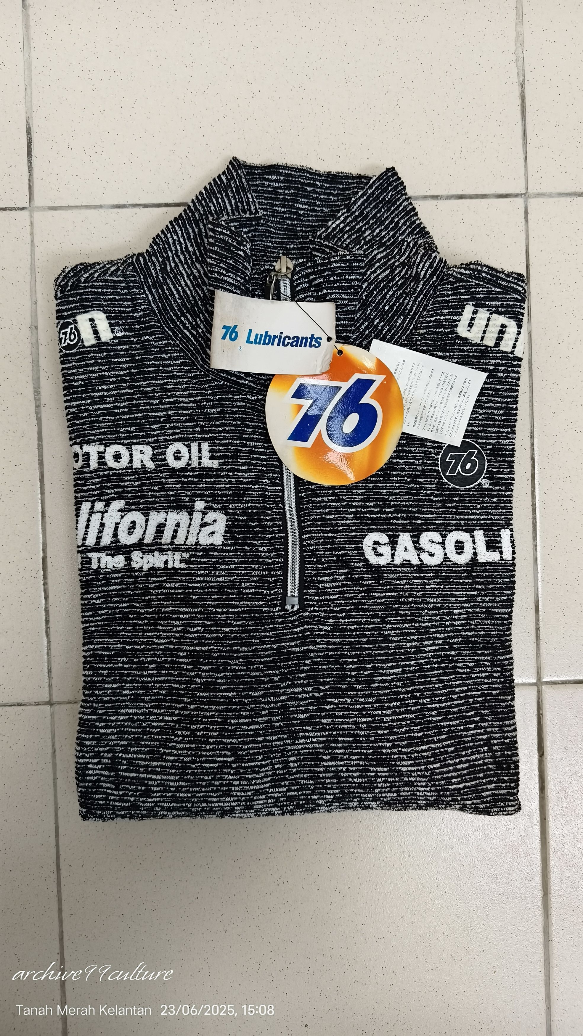 Other Combo lot 90's 76 lubricant union motor oil track set Size US M / EU 48-50 / 2 - 2 Thumbnail