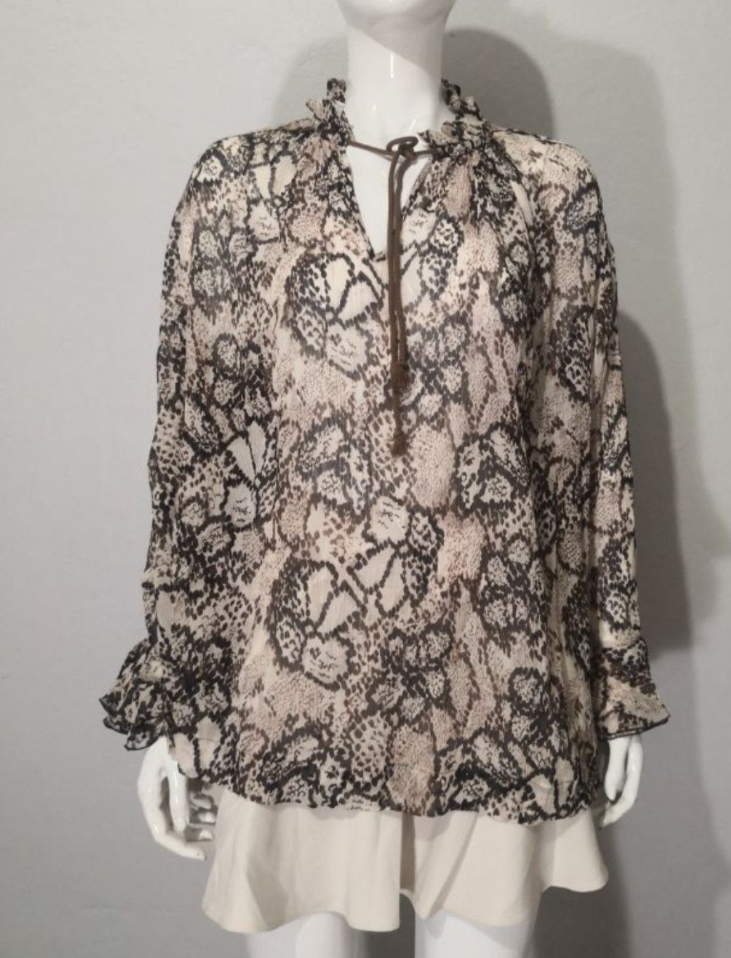 See by Chloe See By Chloe Silk & Cotton Chiffon Snake Print Top Size M / US 6-8 / IT 42-44 - 1 Thumbnail
