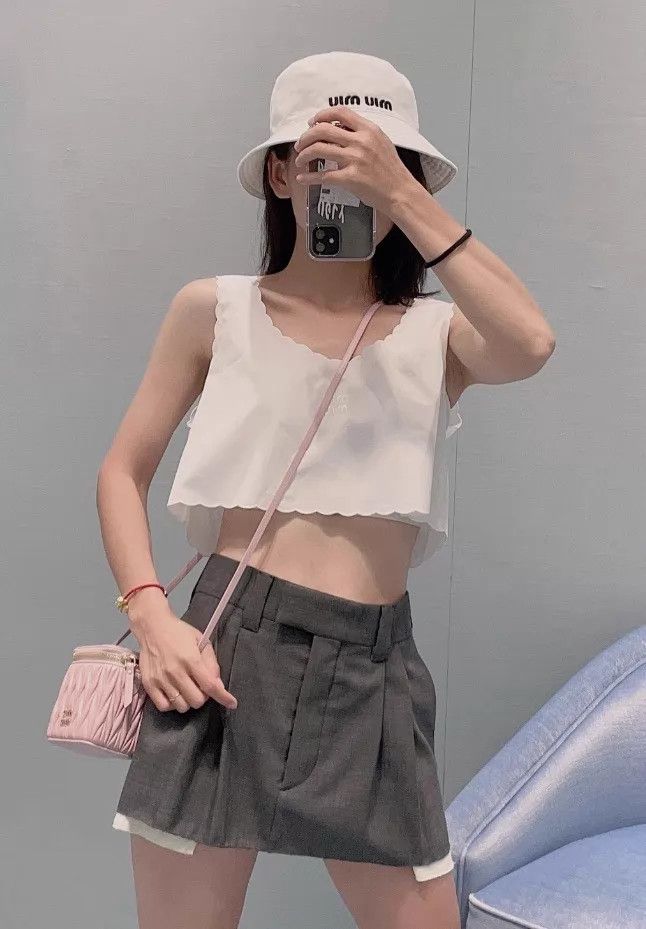 Miu Miu MIU MIU Women's White Embroidered Logo Cami Top EU 40 Size S / US 4 / IT 40 - 4 Thumbnail