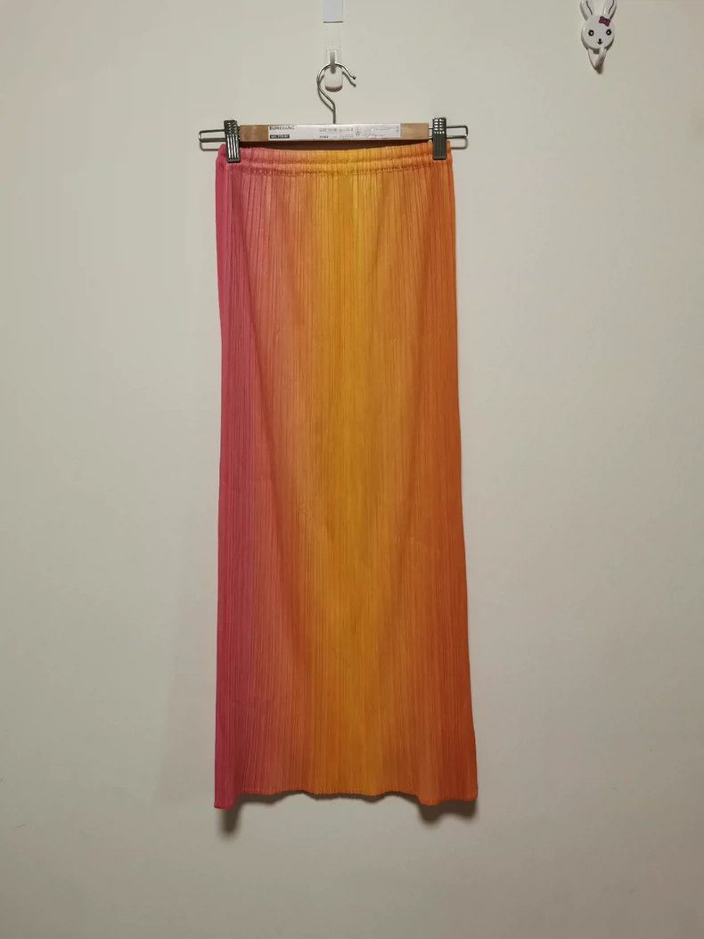 Other Issey Miyake size:3 Orange vintage gradient half skirt Size 23" - 2 Thumbnail