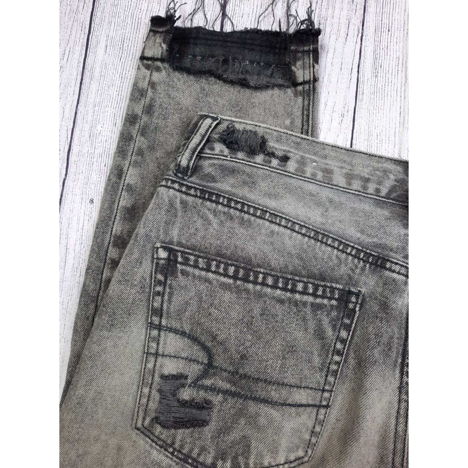 American Eagle Outfitters American Eagle Outfitters Mom Jeans Denim Size 27" / US 4 / IT 40 - 7 Thumbnail