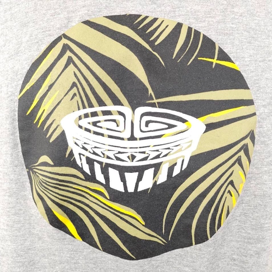 Vintage Tanoa Polynesian T Shirt Mens Large Gray Tribal Tropical Tiki Hawaiian Surf Ocean Theme Crew Neck Short Sleeve Cotton Blend Shirt Size US L / EU 52-54 / 3 - 3 Thumbnail