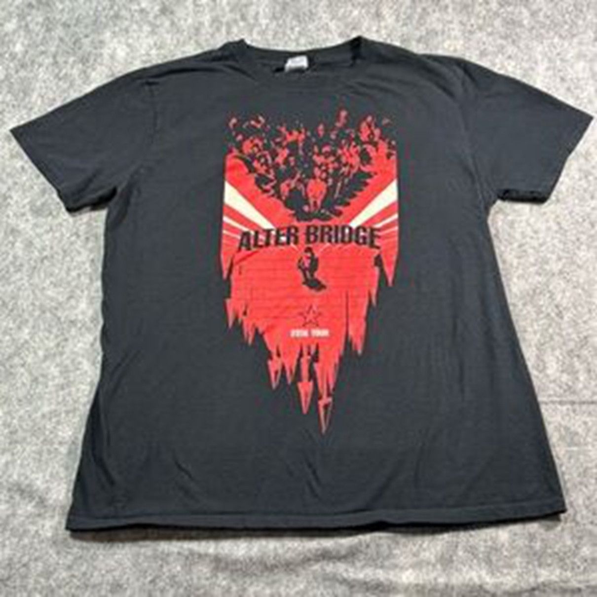 Gildan × Vintage Alter Bridge Gilden 2019 Tour Mens Size US L / EU 52-54 / 3 - 1 Thumbnail