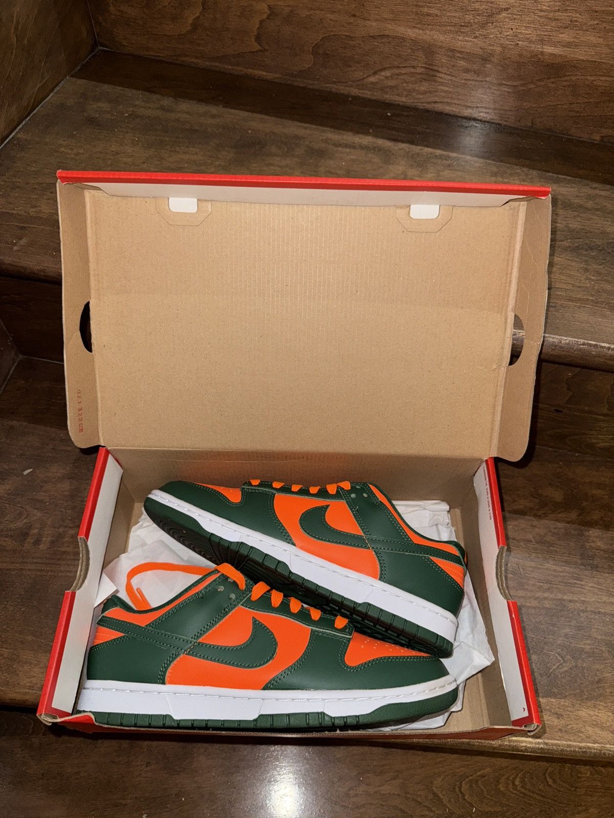 Nike Nike Dunk Low Miami Hurricanes Gorge Green US9 Size US 9 / EU 42 - 1 Thumbnail