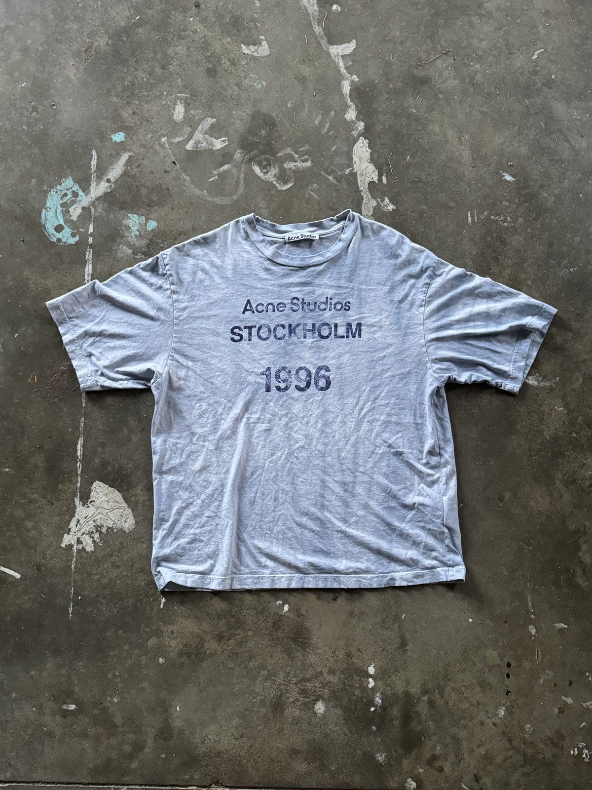 Acne Studios Stockholm 1996 Stamp Tシャツ