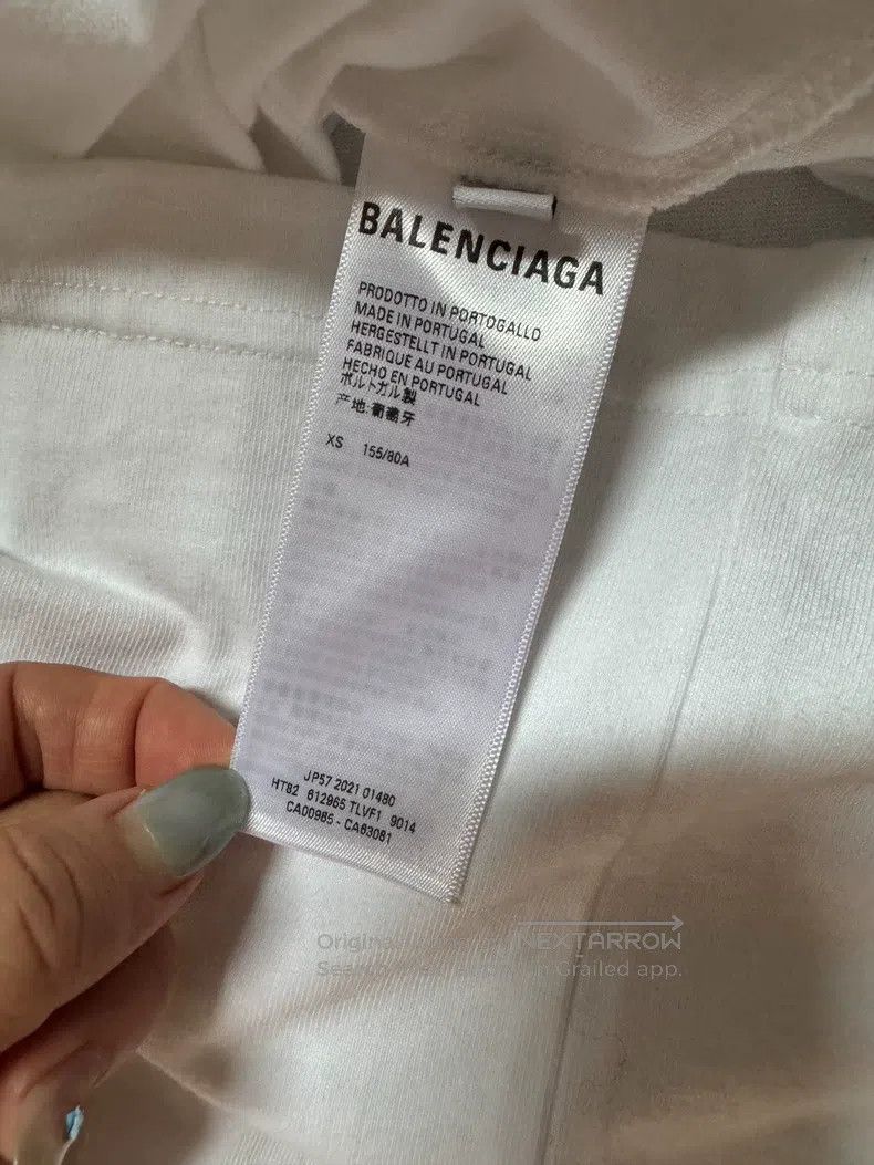 Balenciaga Balenciaga Pink letter T Size US XS / EU 42 / 0 - 4 Thumbnail