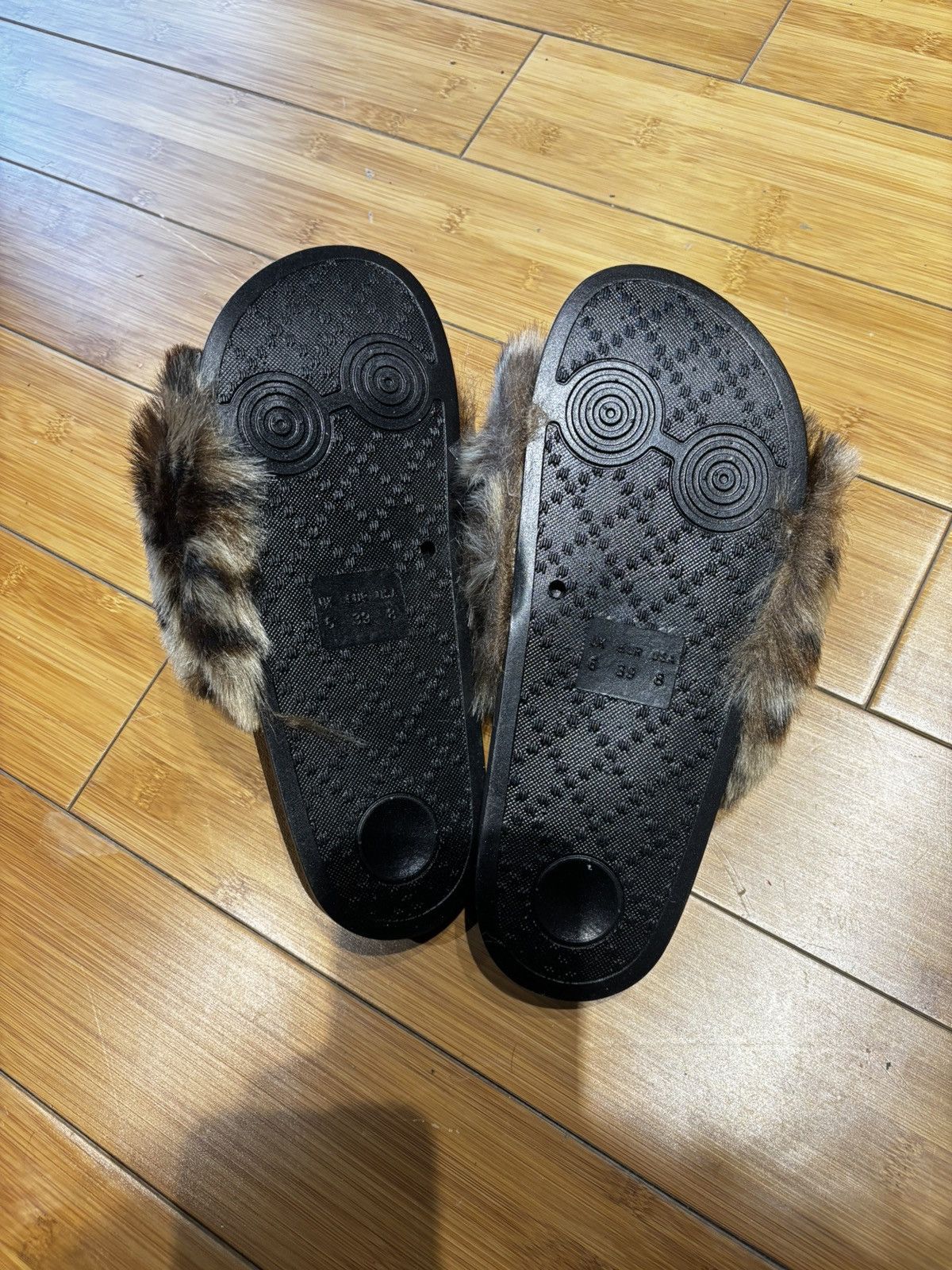 Other Women’s leopard slippers Size US 8 / IT 38 - 8 Thumbnail