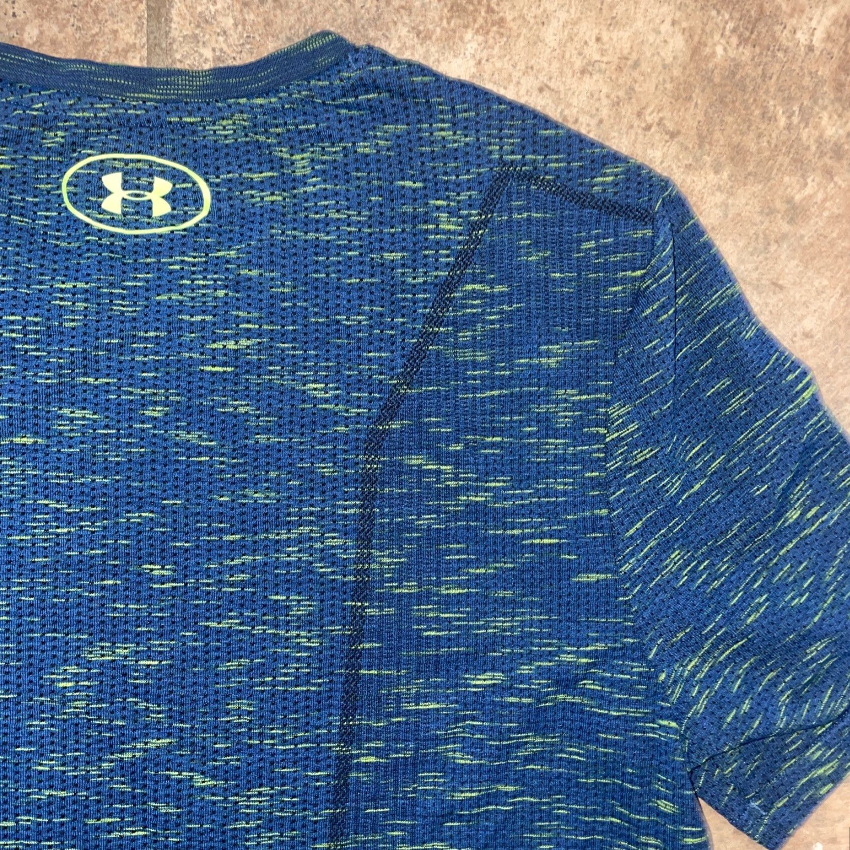 Under Armour VINTAGE? No — Under Armour Threadborne Athletic Shirt Men S Blue Athletic Mens S Shirt Under Armour Threadborne Athletic Shirt Mens S Blue Size US S / EU 44-46 / 1 - 6 Thumbnail