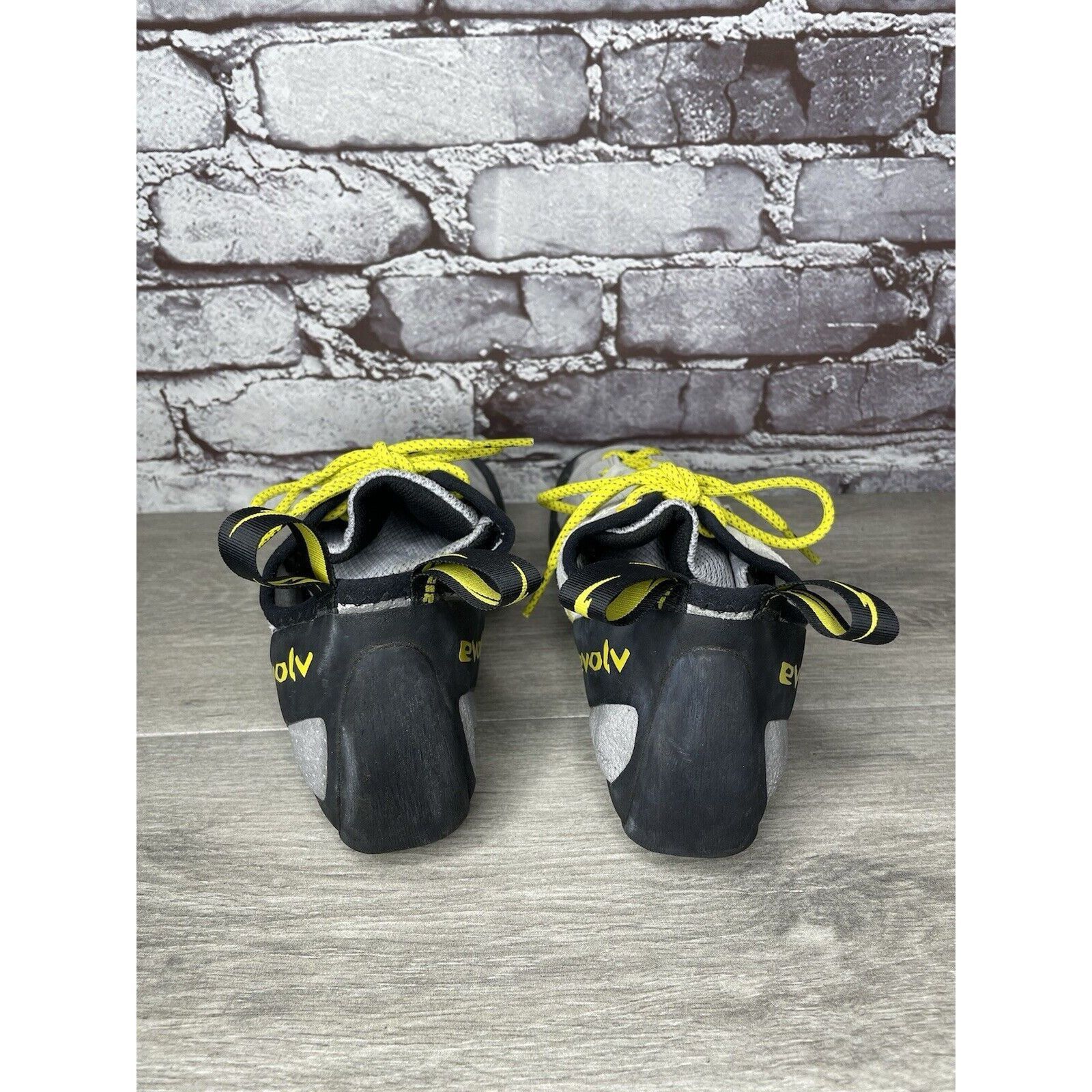 Other Evolv Defy Gray & Yellow Lace Up Climbing Shoes Fog Men Sz 1 Size US 12 / EU 45 - 4 Thumbnail