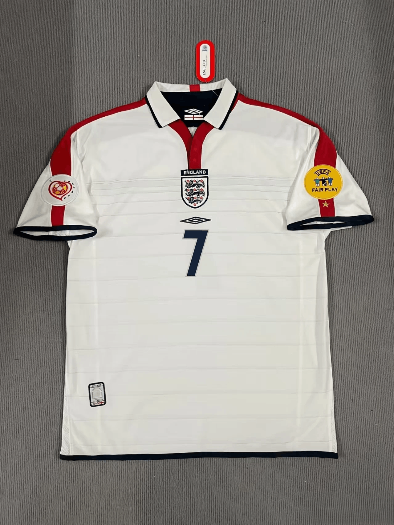 Other 7 David Beckham Jersey 2004 England Jersey Size US L / EU 52-54 / 3 - 1 Thumbnail