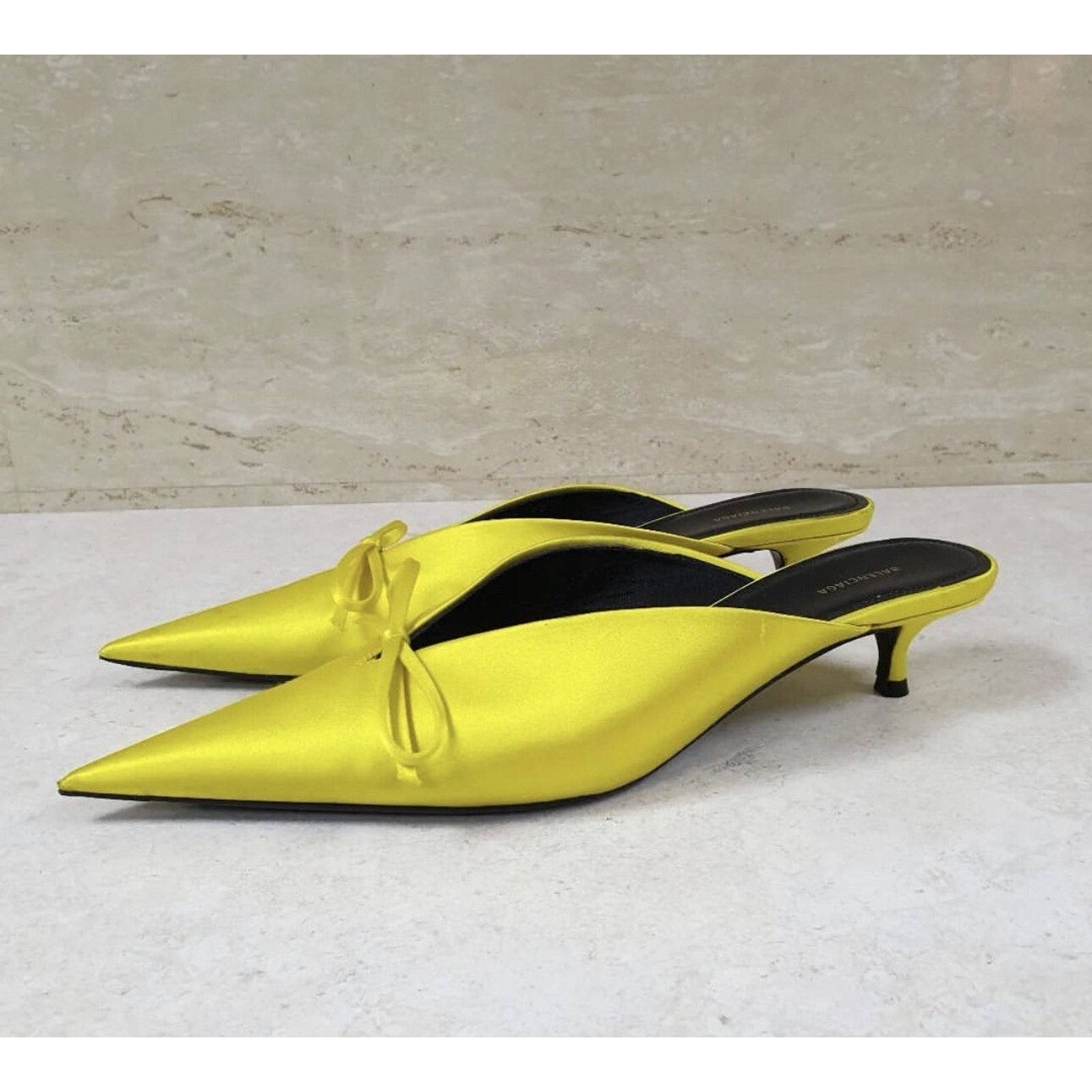 Balenciaga Balenciaga Yellow Textile Mules Sz.38 Size US 8 / IT 38 - 2 Thumbnail
