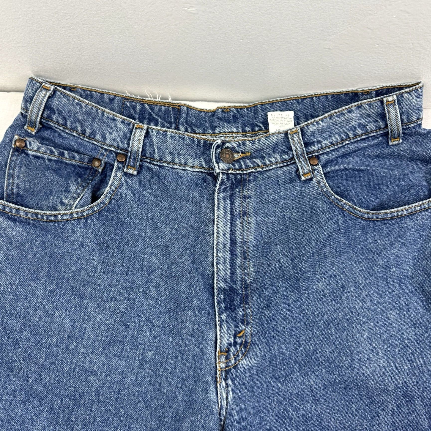 Levi's Vintage Levis 545 Loose Fit Jeans Adult 36x30 Blue Grunge Y2K 90s Brown Tab Size US 36 / EU 52 - 4 Thumbnail