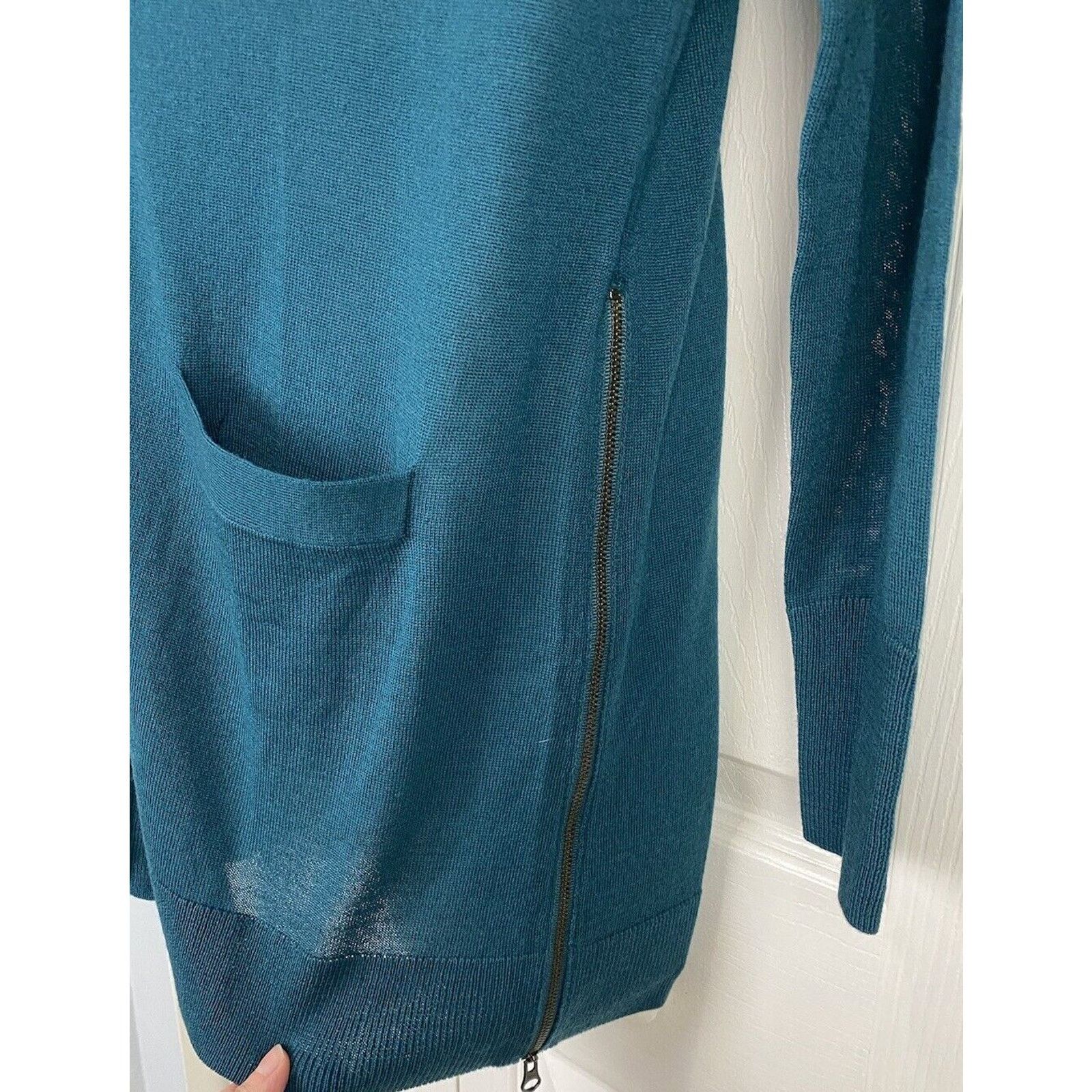 Nordstrom NWT Halogen Nordstrom Merino Wool V-Neck Cardigan Teal Size L / US 10 / IT 46 - 4 Thumbnail