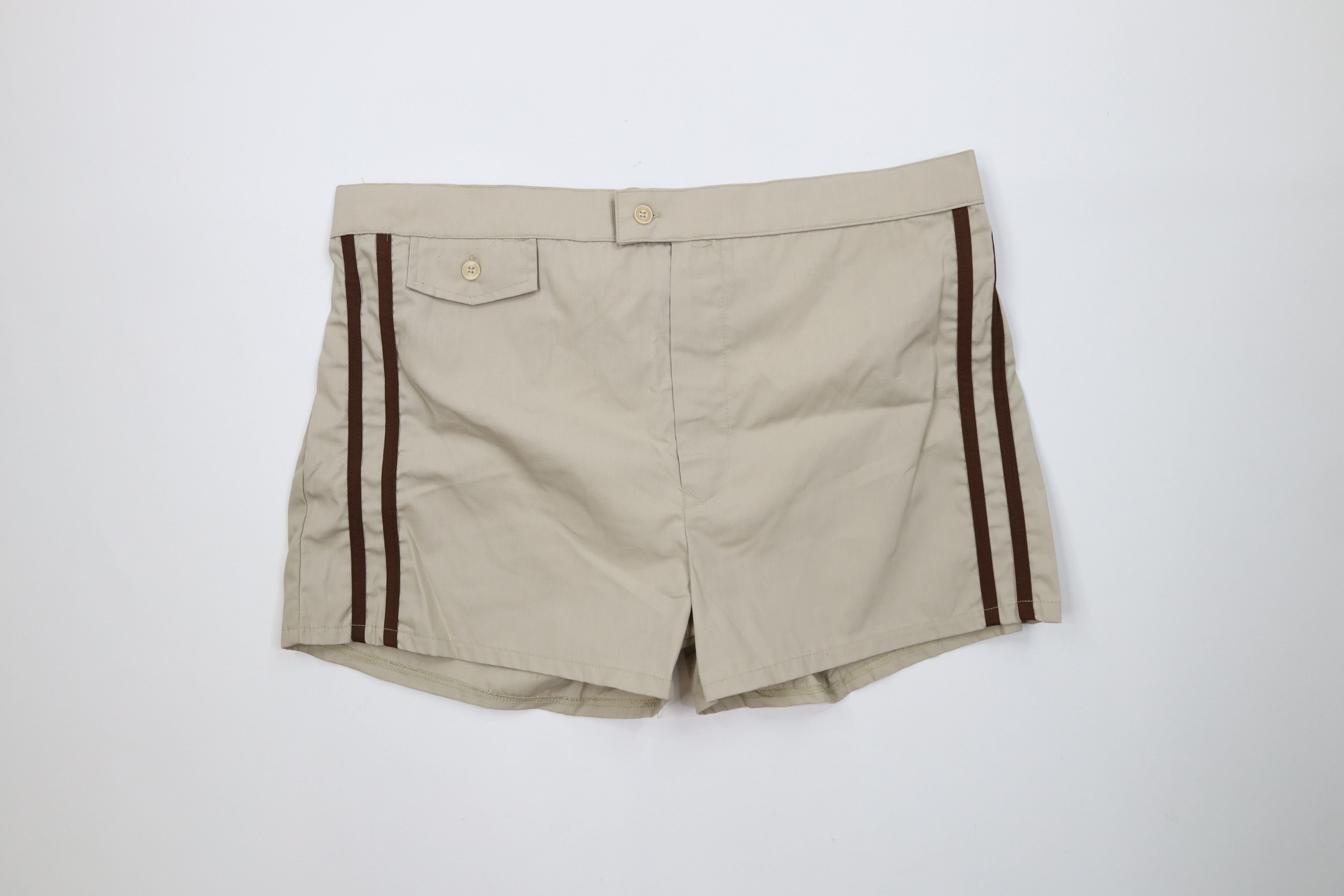 Vintage Deadstock Vintage 70s Streetwear Running Tennis Shorts Beige Size US 40 / EU 56 - 1 Thumbnail