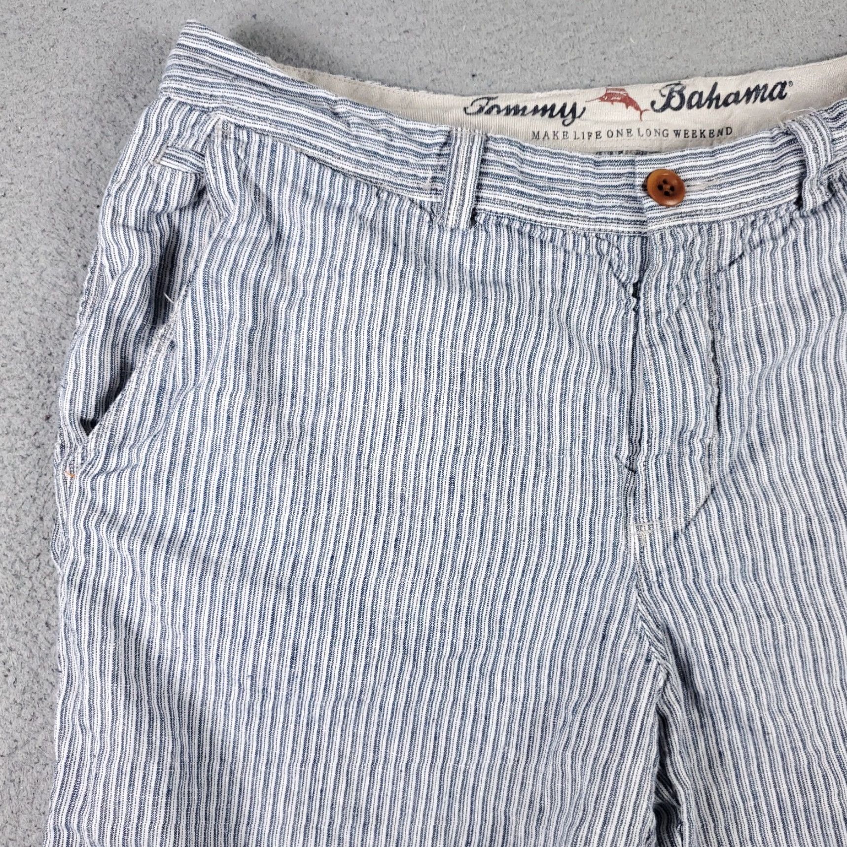 Tommy Bahama VINTAGE Tommy Bahama Shorts Mens Size 33 Linen Blue Striped Flat Front Chino Casual Dress Size US 33 - 2 Thumbnail