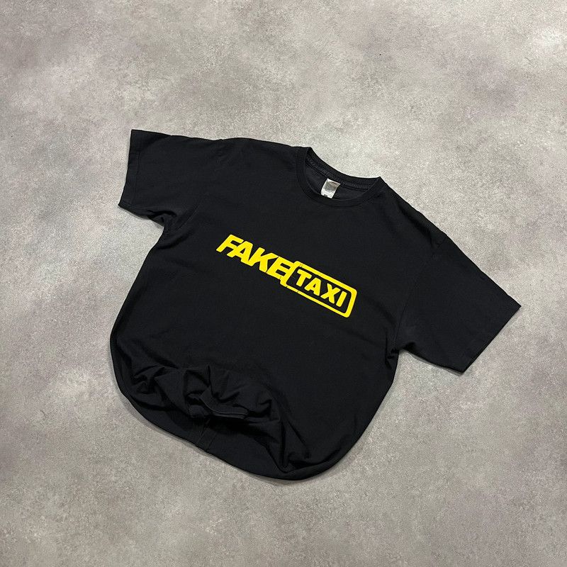 Japanese Brand Vintage Fake Taxi Spellout T-Shirt Big Logo Retro Y2K Trendy Size US M / EU 48-50 / 2 - 2 Thumbnail