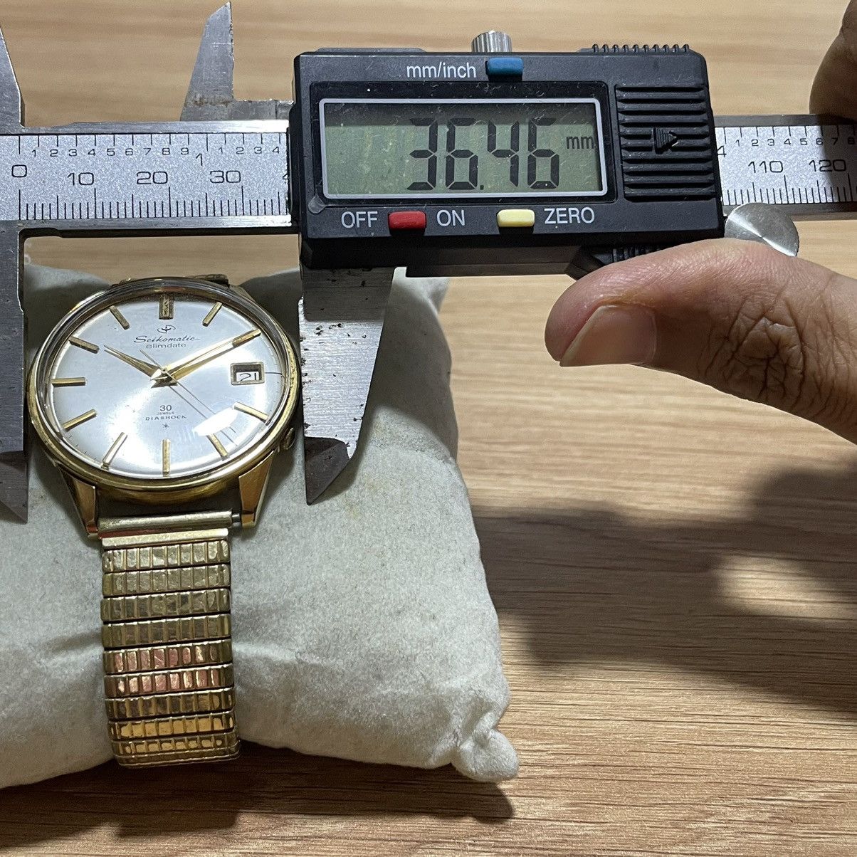 Seikomatic Slimdate 30 Jewels Gold Automatic Japan WORKING