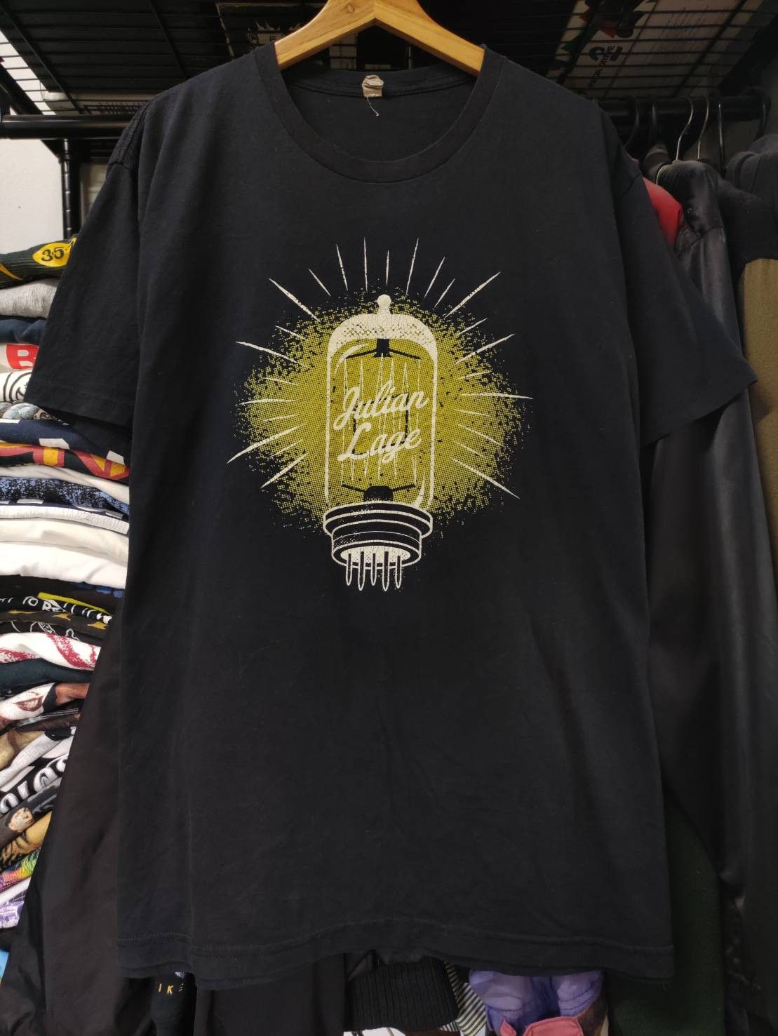 Band Tees Julian Lage American Guitarist T-Shirt Size US XL / EU 56 / 4 - 2 Thumbnail