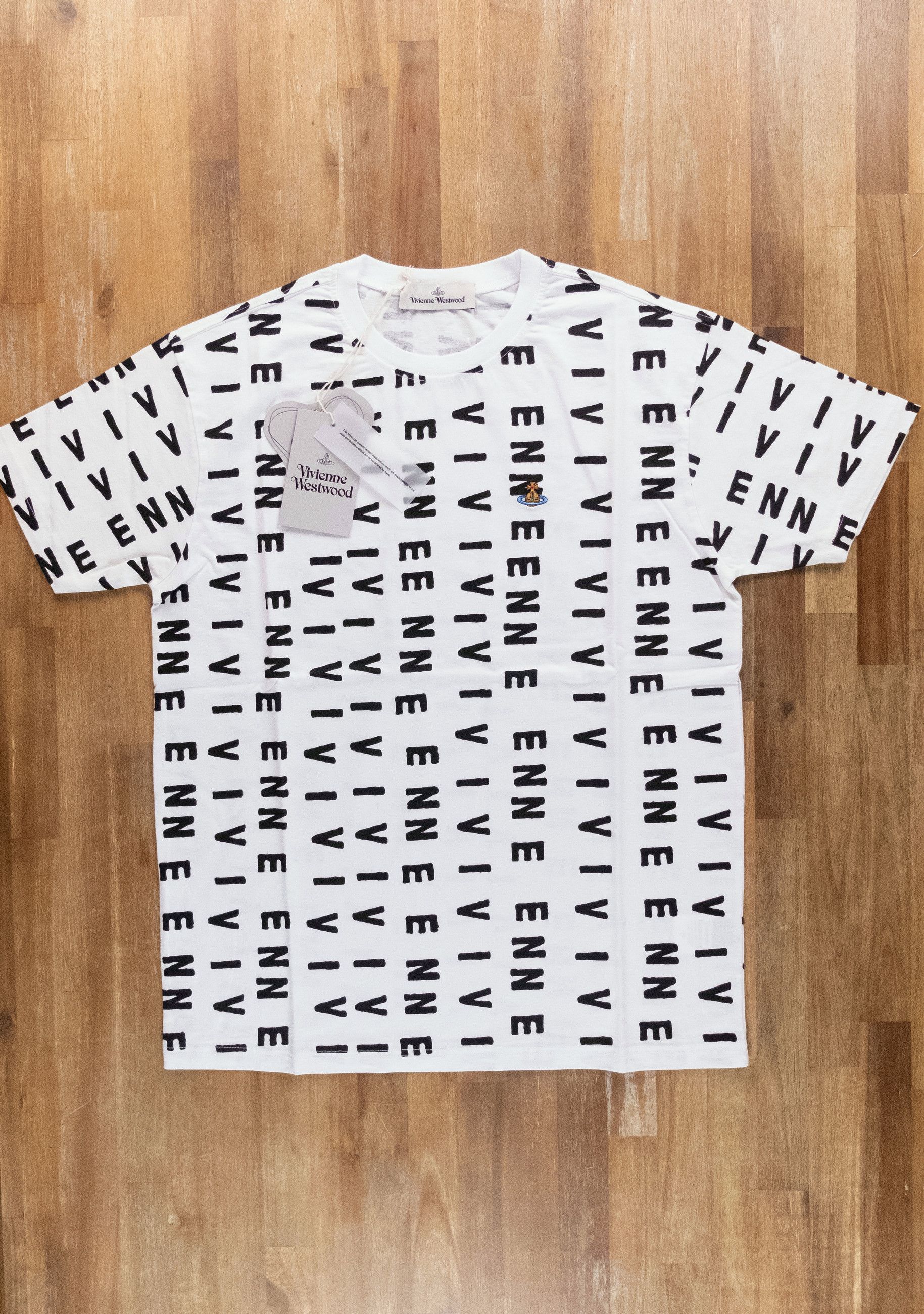 Vivienne Westwood VIVIENNE WESTWOOD white classic letter logo print t-shirt Size US M / EU 48-50 / 2 - 1 Thumbnail