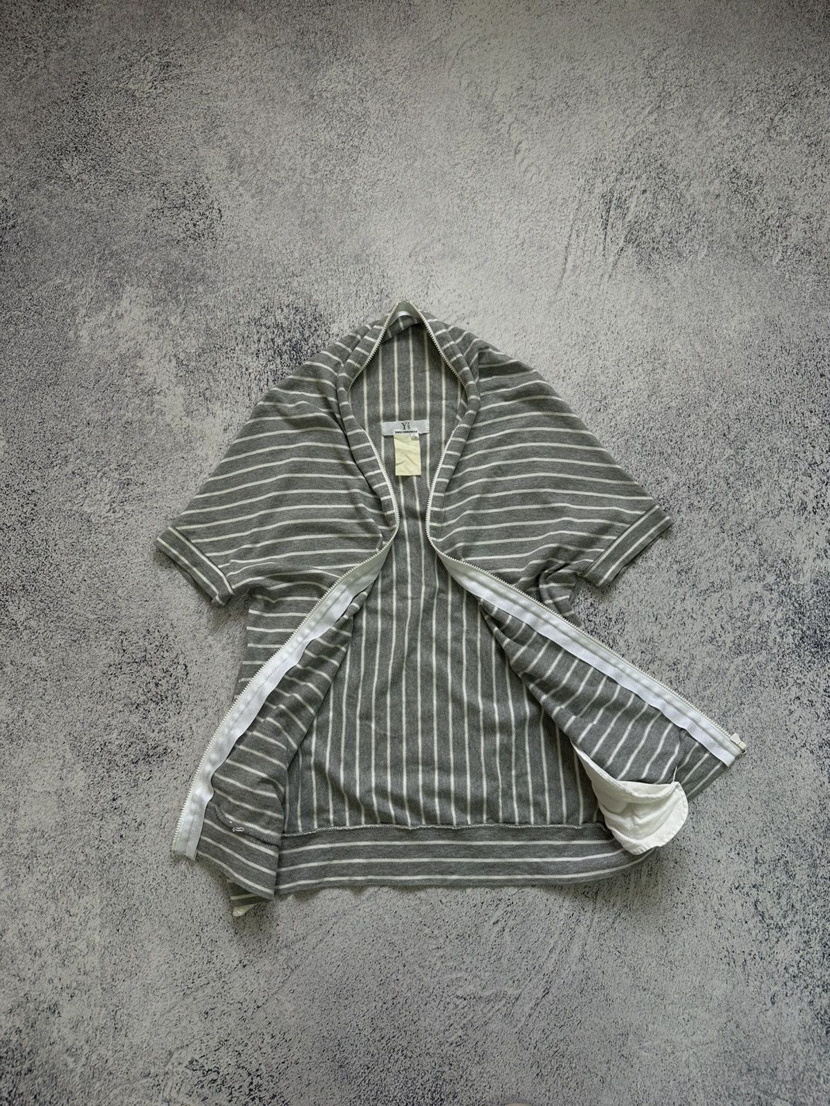 Yohji Yamamoto Yohji Yamamoto full zip t shirt rare Size S / US 4 / IT 40 - 1 Thumbnail
