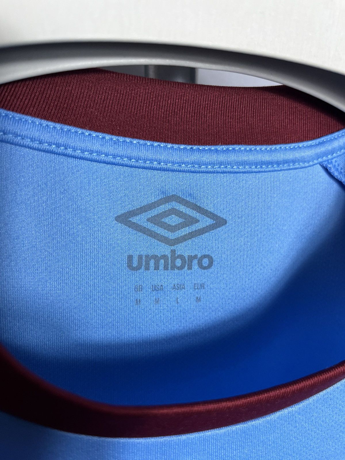 Umbro Umbro Men's West Ham United Away Shirt 2020/2021 Soccer Size US M / EU 48-50 / 2 - 2 Thumbnail