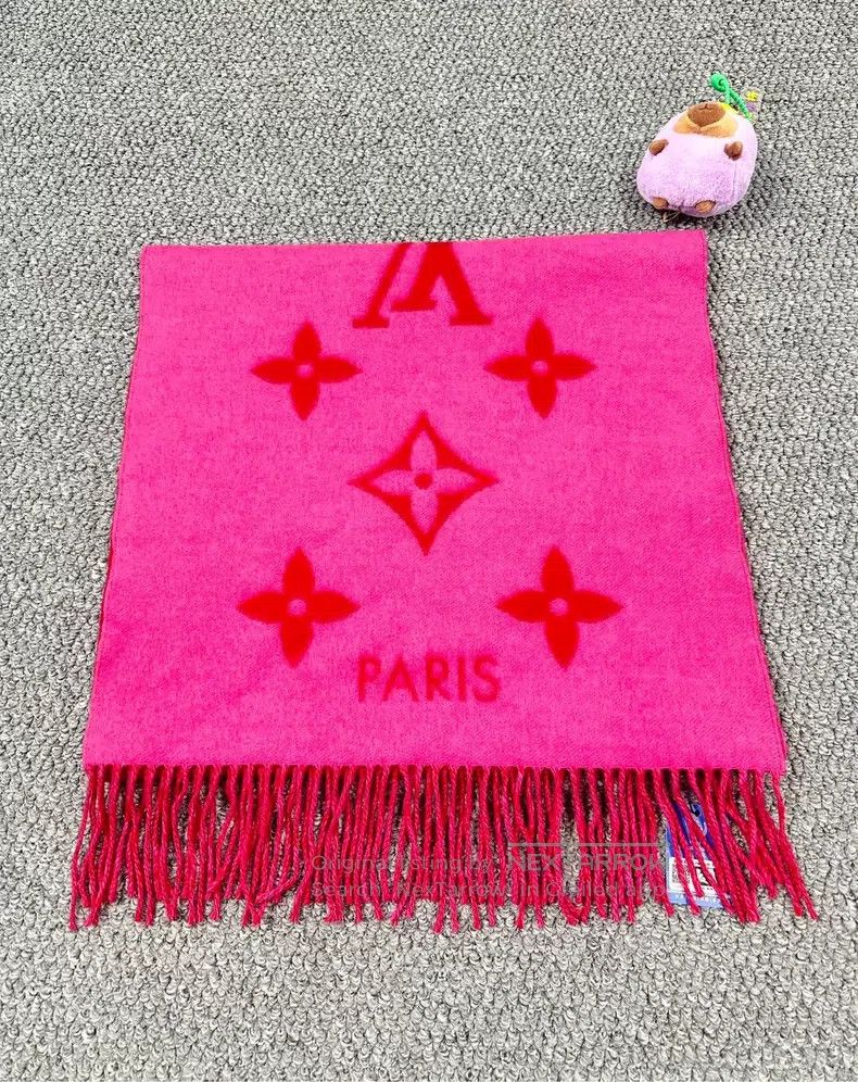 Louis Vuitton Louis Vuitton Pink logo printed double face cashmere scarf Size ONE SIZE - 3 Thumbnail