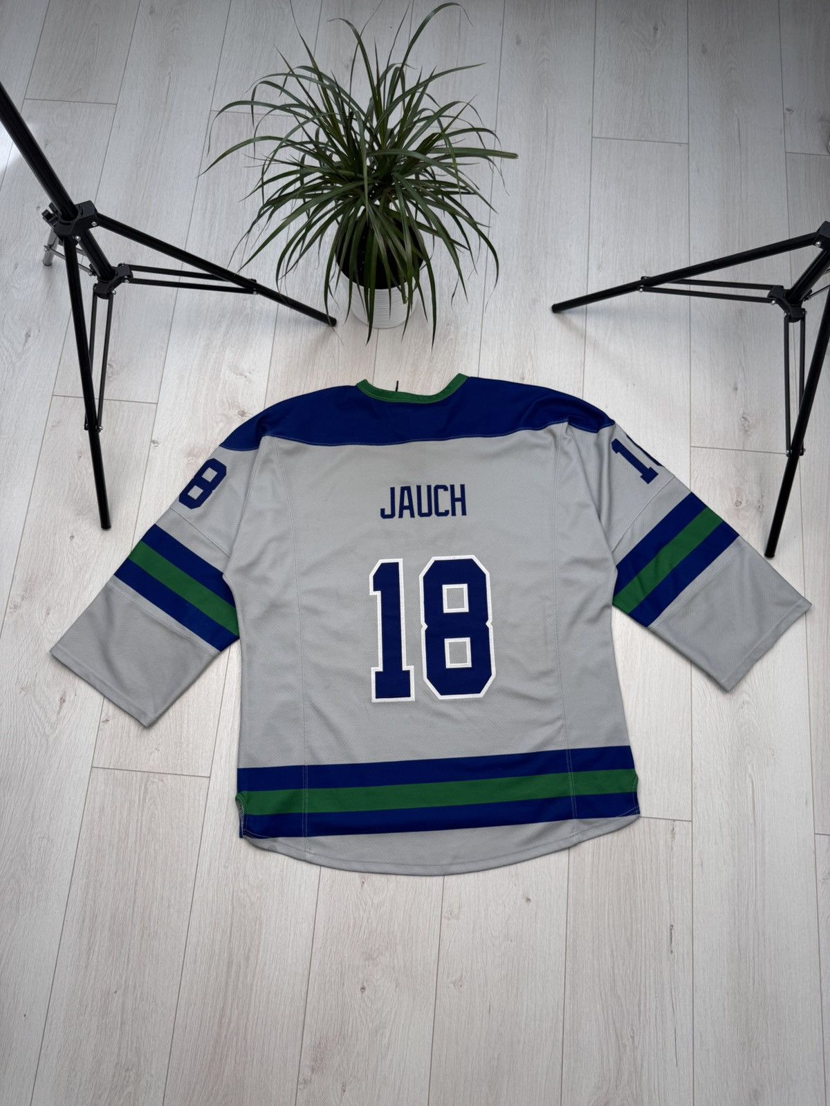 Other Vintage Hockey Jersey Ducks Finland Switzerland #18 Jauch Size US L / EU 52-54 / 3 - 9 Thumbnail