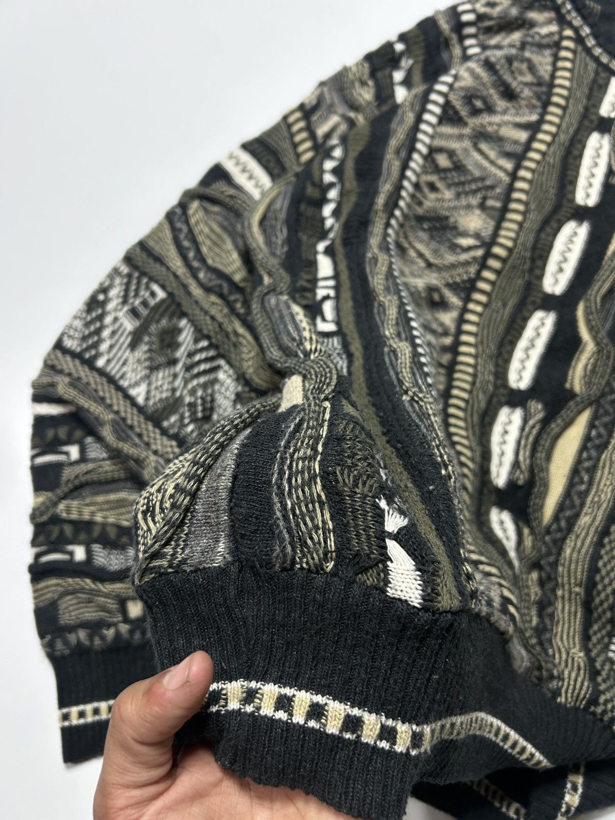 Coogi Vintage Coogi Knitwear Sweater Size US S / EU 44-46 / 1 - 7 Thumbnail