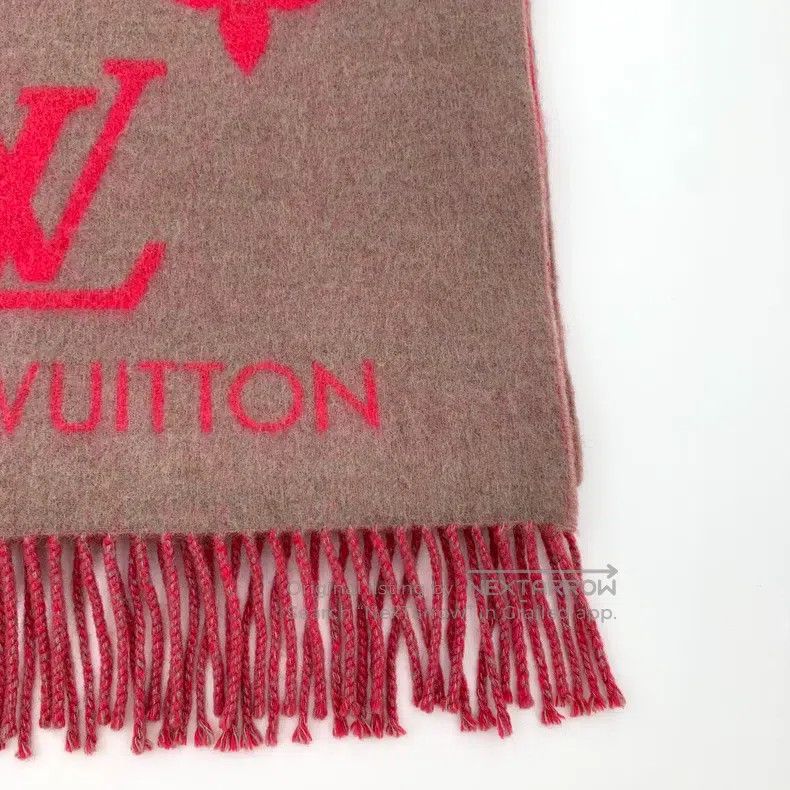 Louis Vuitton Louis Vuitton Pink logo presbyopic printed cashmere fringe Size ONE SIZE - 4 Thumbnail