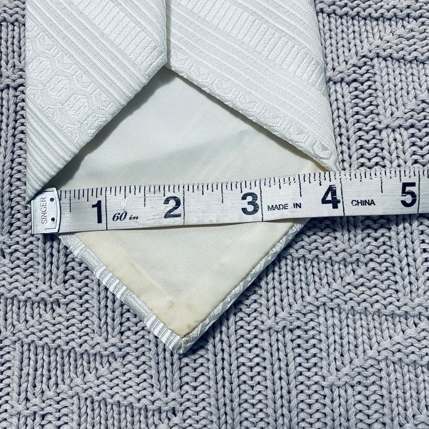 Vintage Vintage Gimbels white paisley tie Size ONE SIZE - 5 Thumbnail