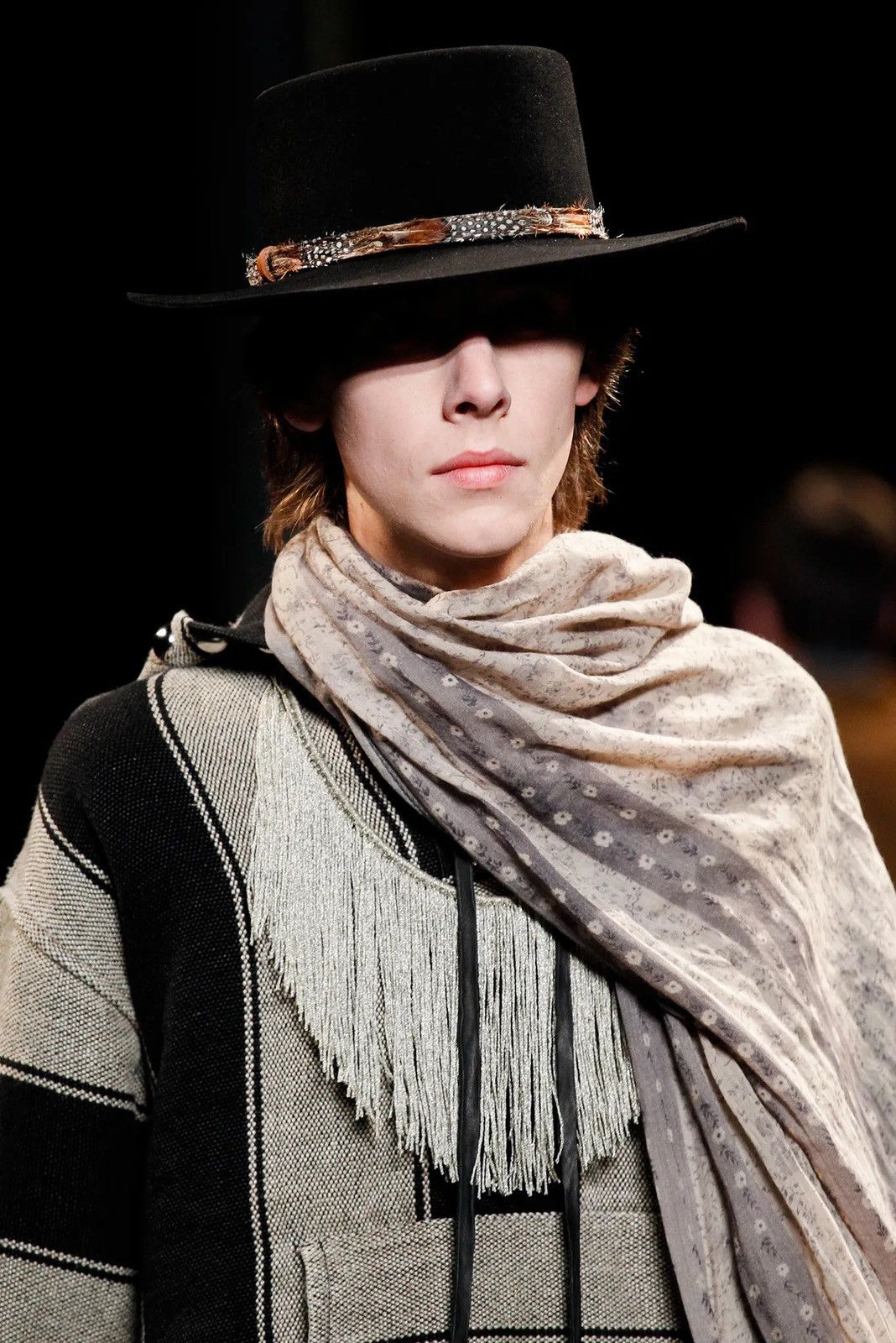 Saint Laurent Paris SAINT LAURENT PARIS BY HEDI SLIMANE 15SS RUNWAY SCARF Size ONE SIZE - 4 Thumbnail